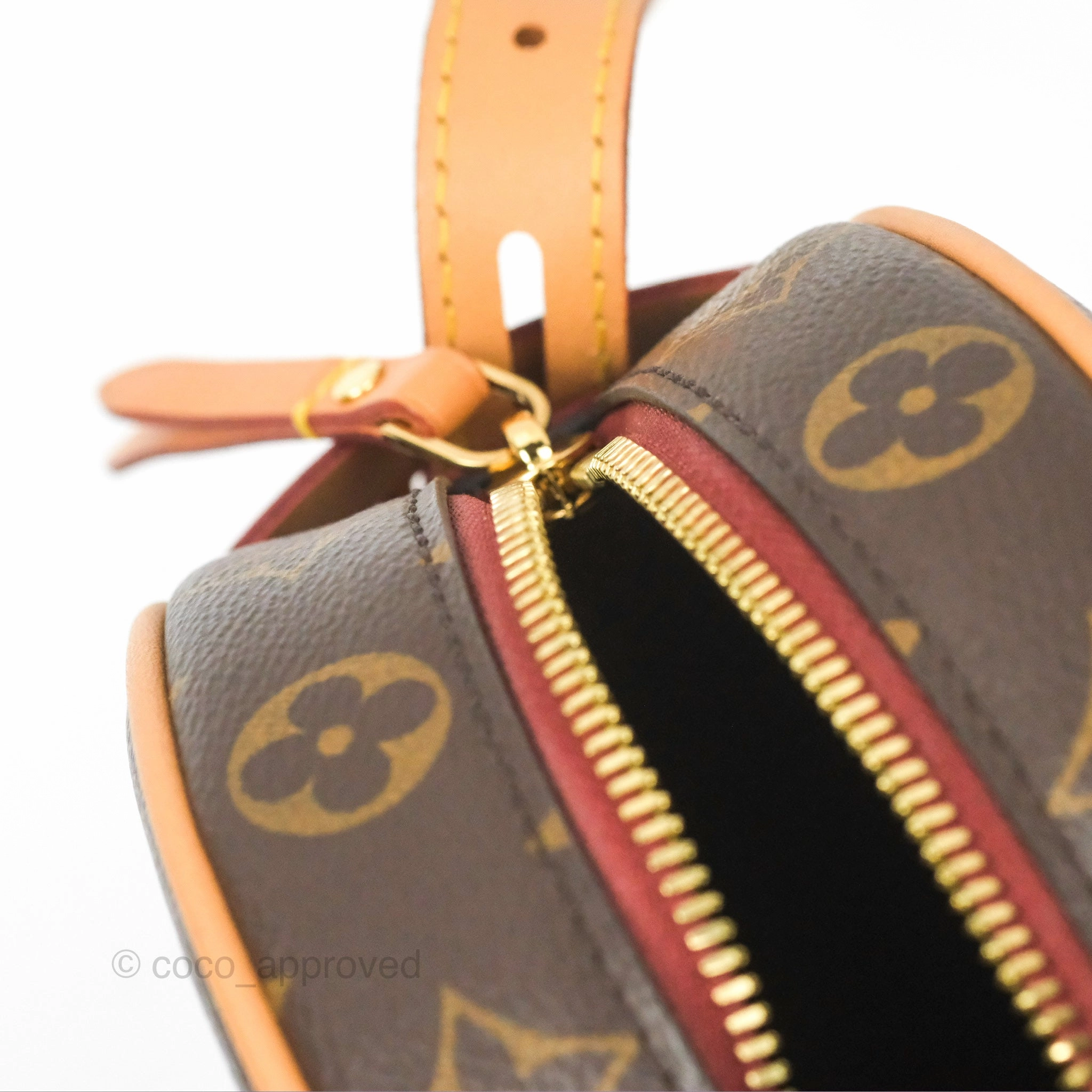 Louis Vuitton Boite Chapeau Souple Shoulder Bag PM Monogram