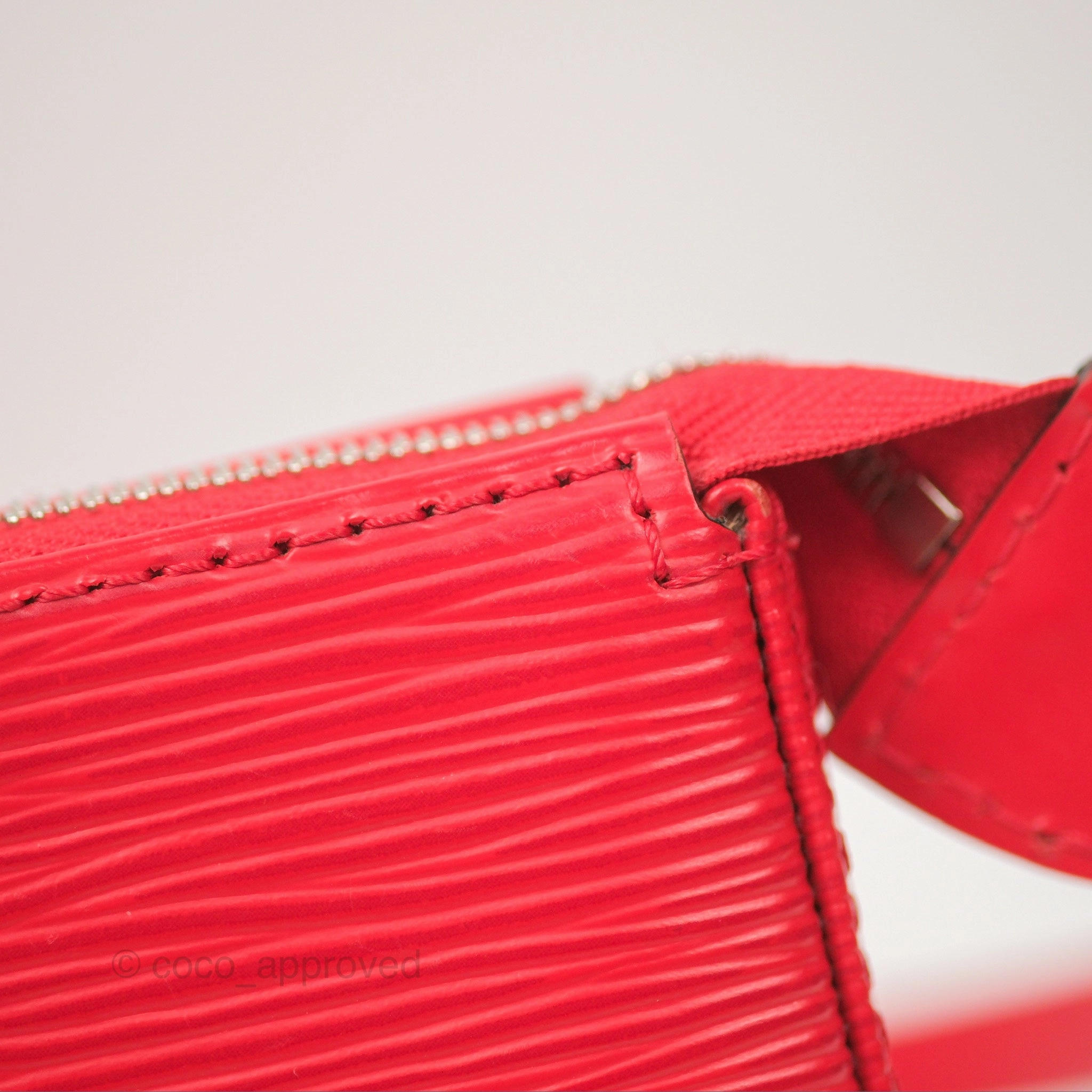 Louis Vuitton Epi Pochette Accessories NM Red