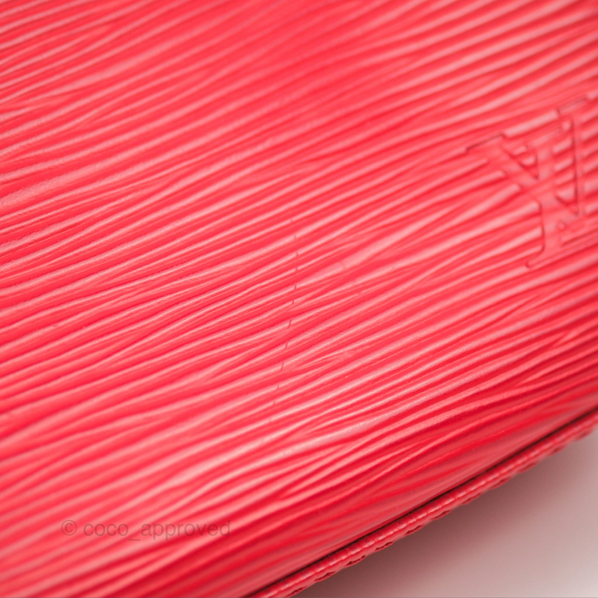 Louis Vuitton Epi Pochette Accessories NM Red