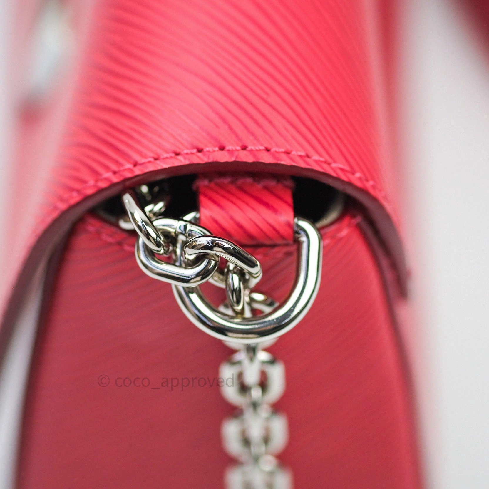 Louis Vuitton Epi Twist Shoulder Bag MM Coquelicot