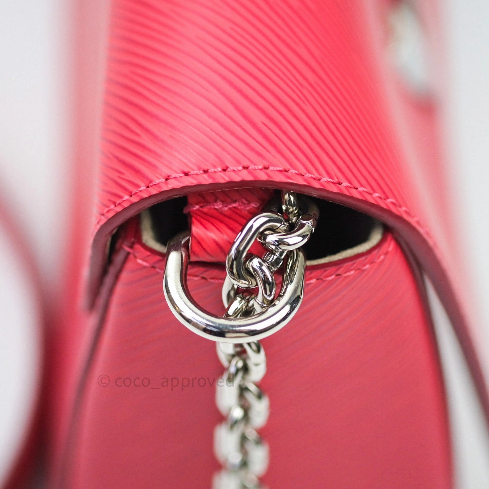 Louis Vuitton Epi Twist Shoulder Bag MM Coquelicot
