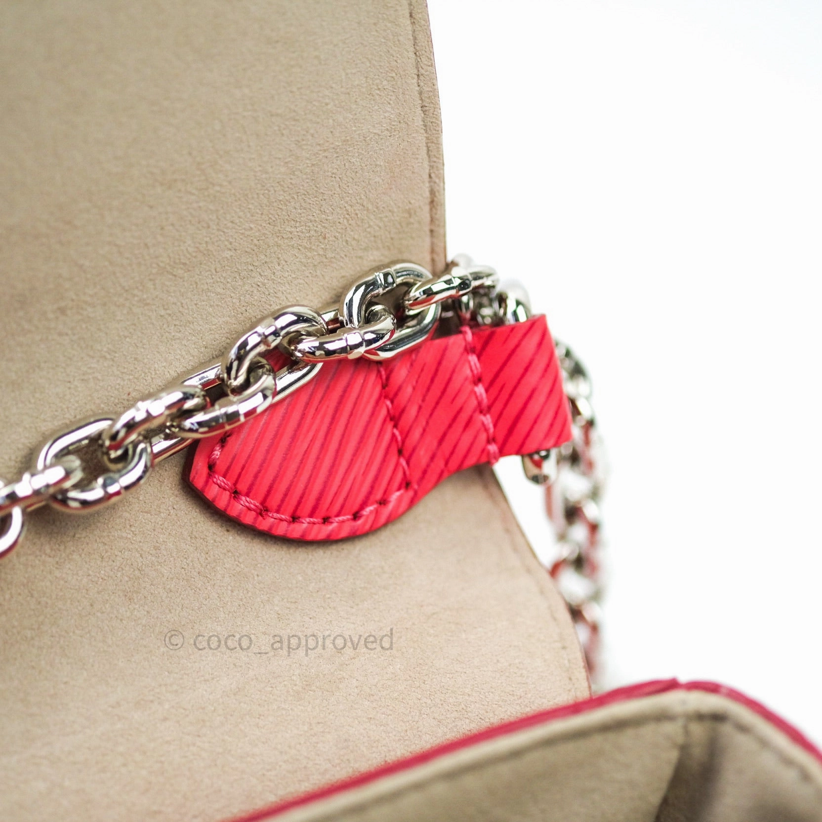 Louis Vuitton Epi Twist Shoulder Bag MM Coquelicot