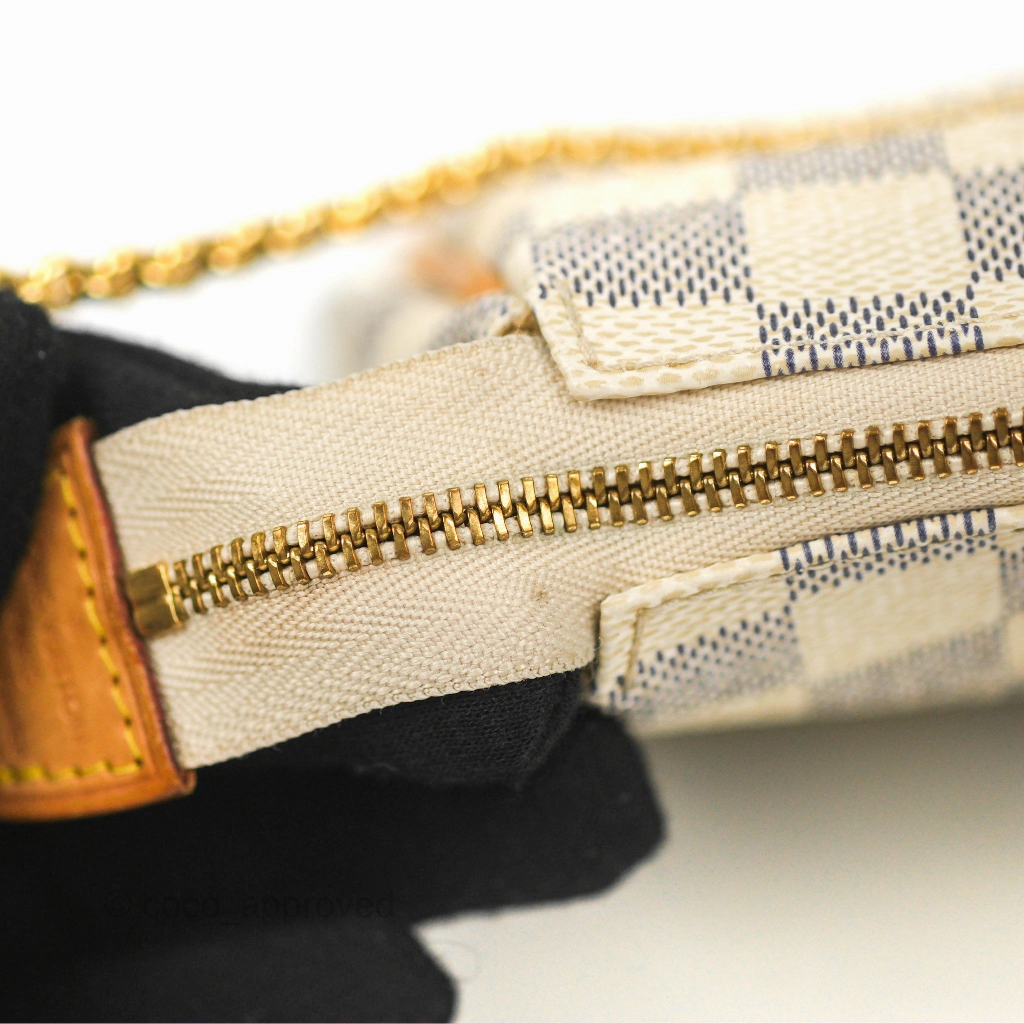 Louis Vuitton Eva Clutch With Strap Damier Azur