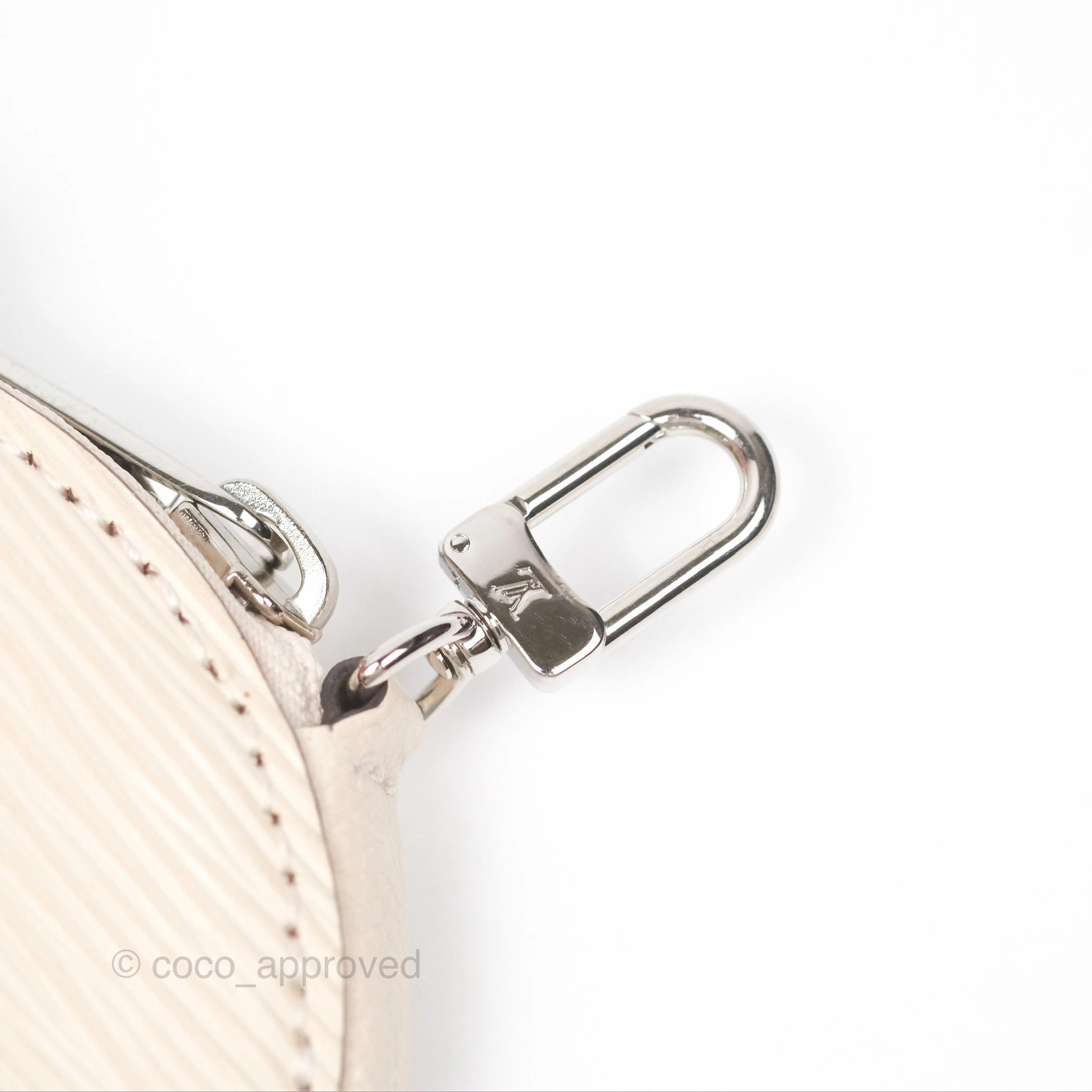 Louis Vuitton Marellini Quartz Silver Hardware