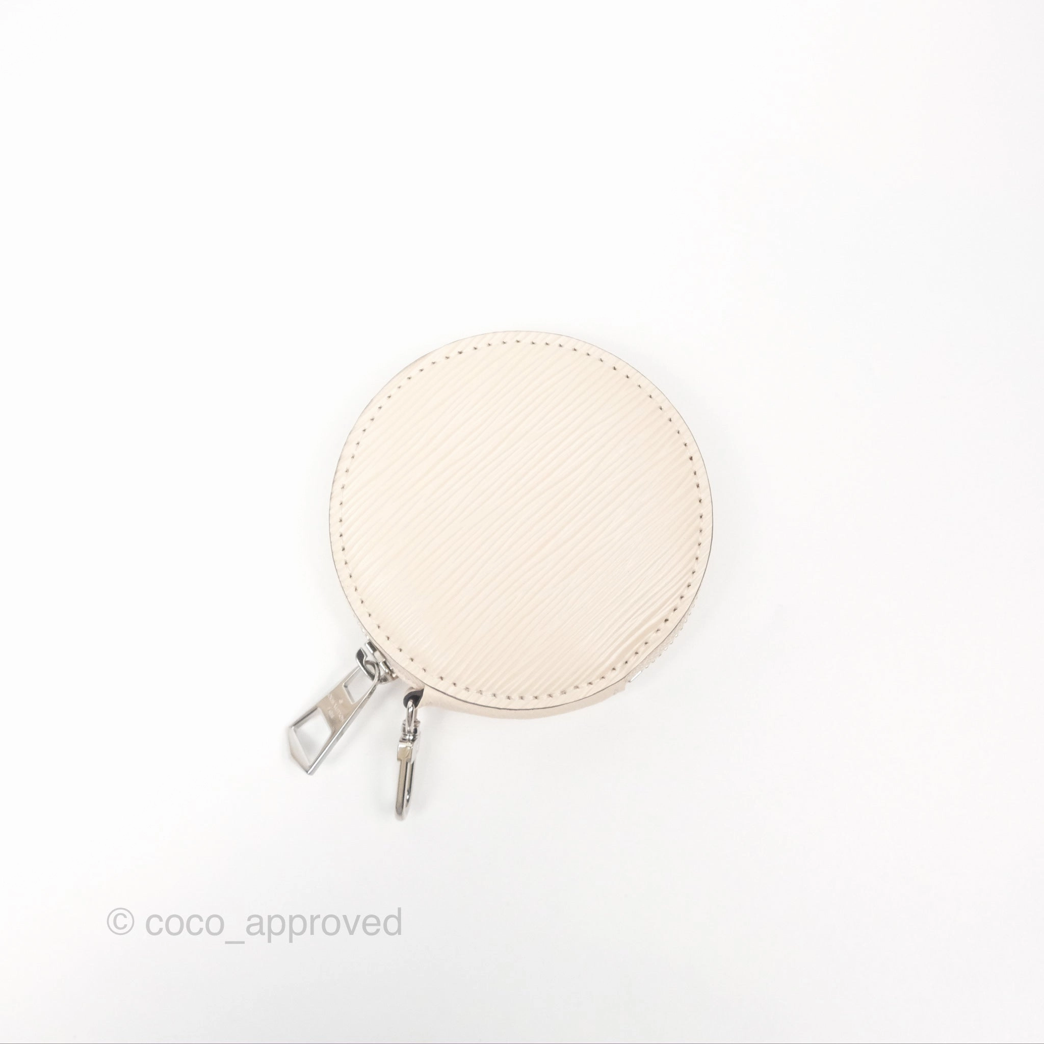 Louis Vuitton Marellini Quartz Silver Hardware