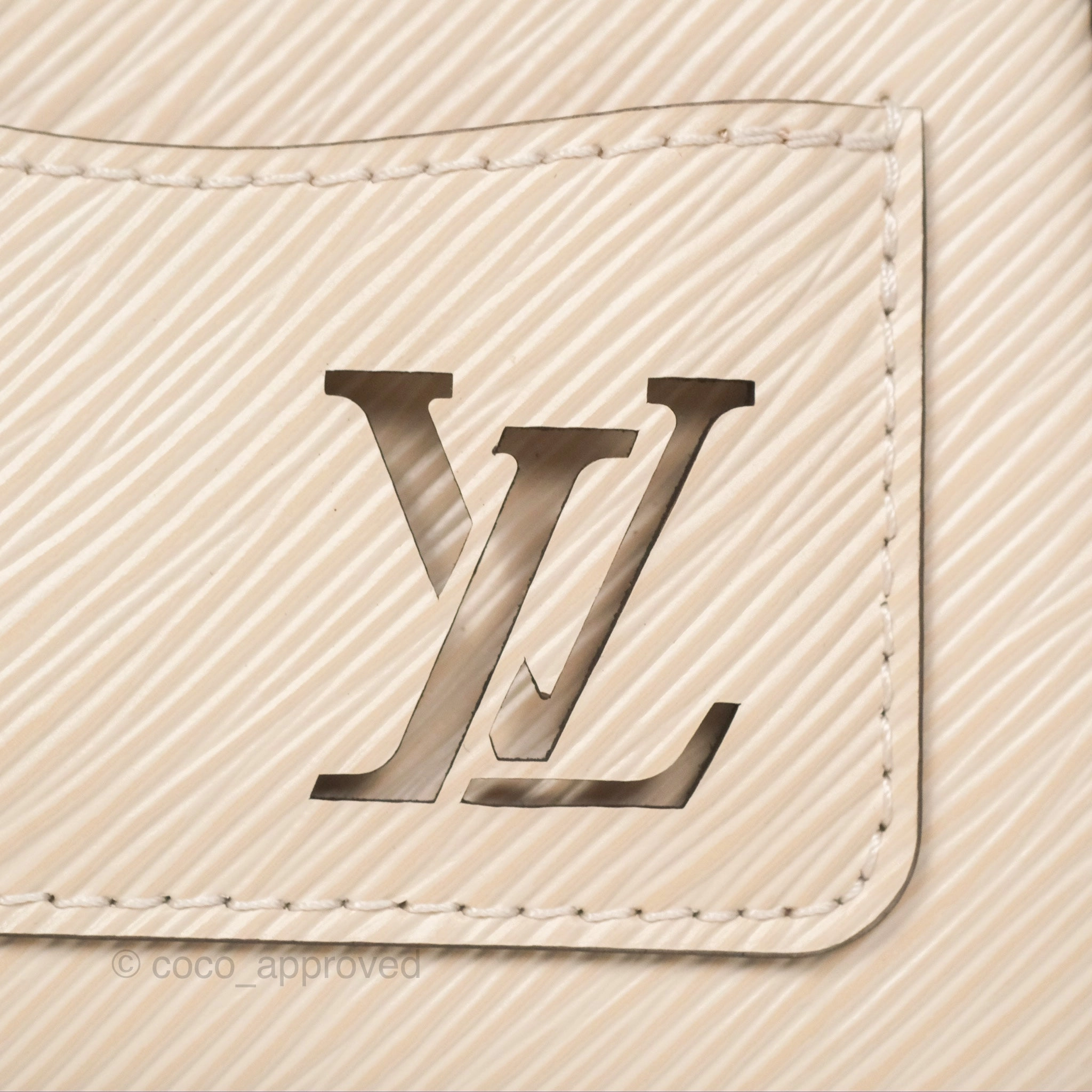 Louis Vuitton Marellini Quartz Silver Hardware