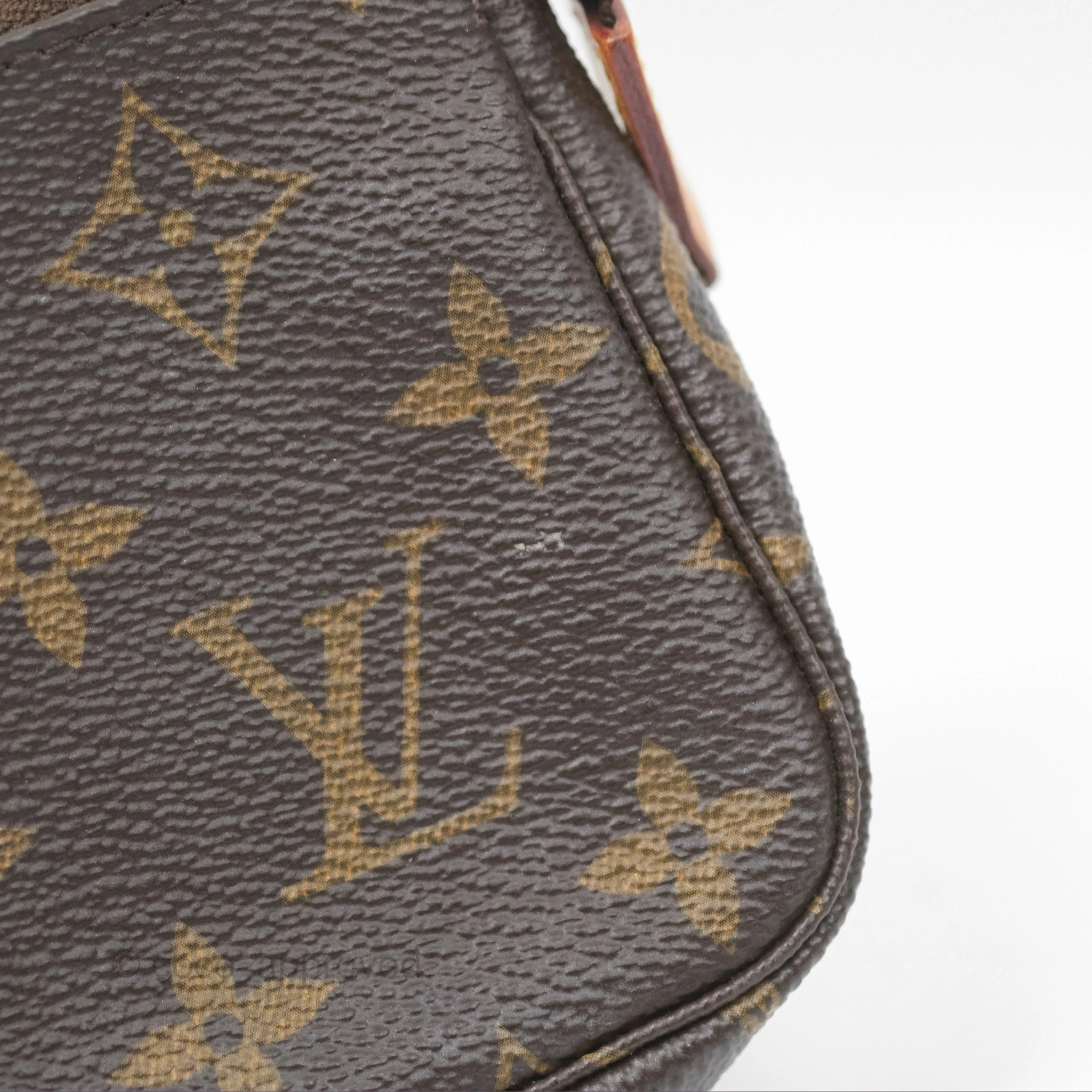 Louis Vuitton Mini Pochette Accessories Monogram Canvas