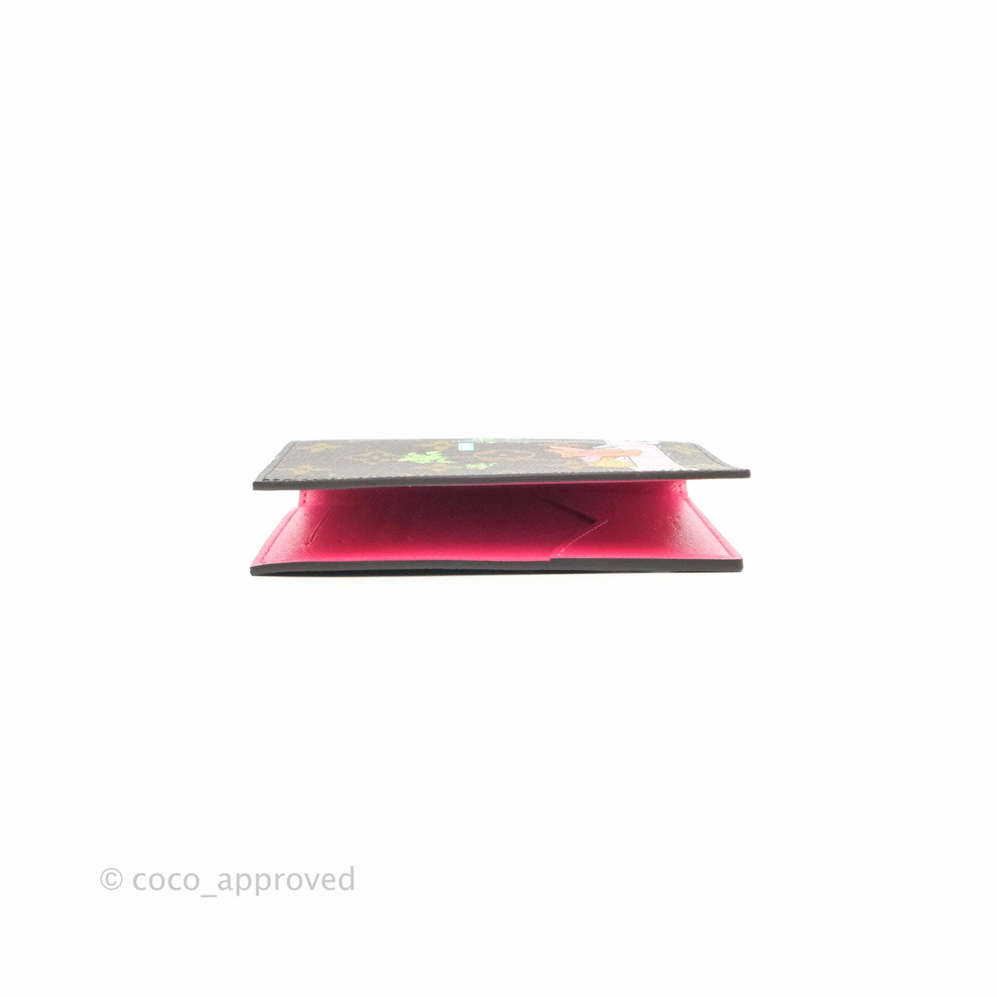 Louis Vuitton Monogram Christmas Animation Hollywood Passport Cover Fuchsia 2021