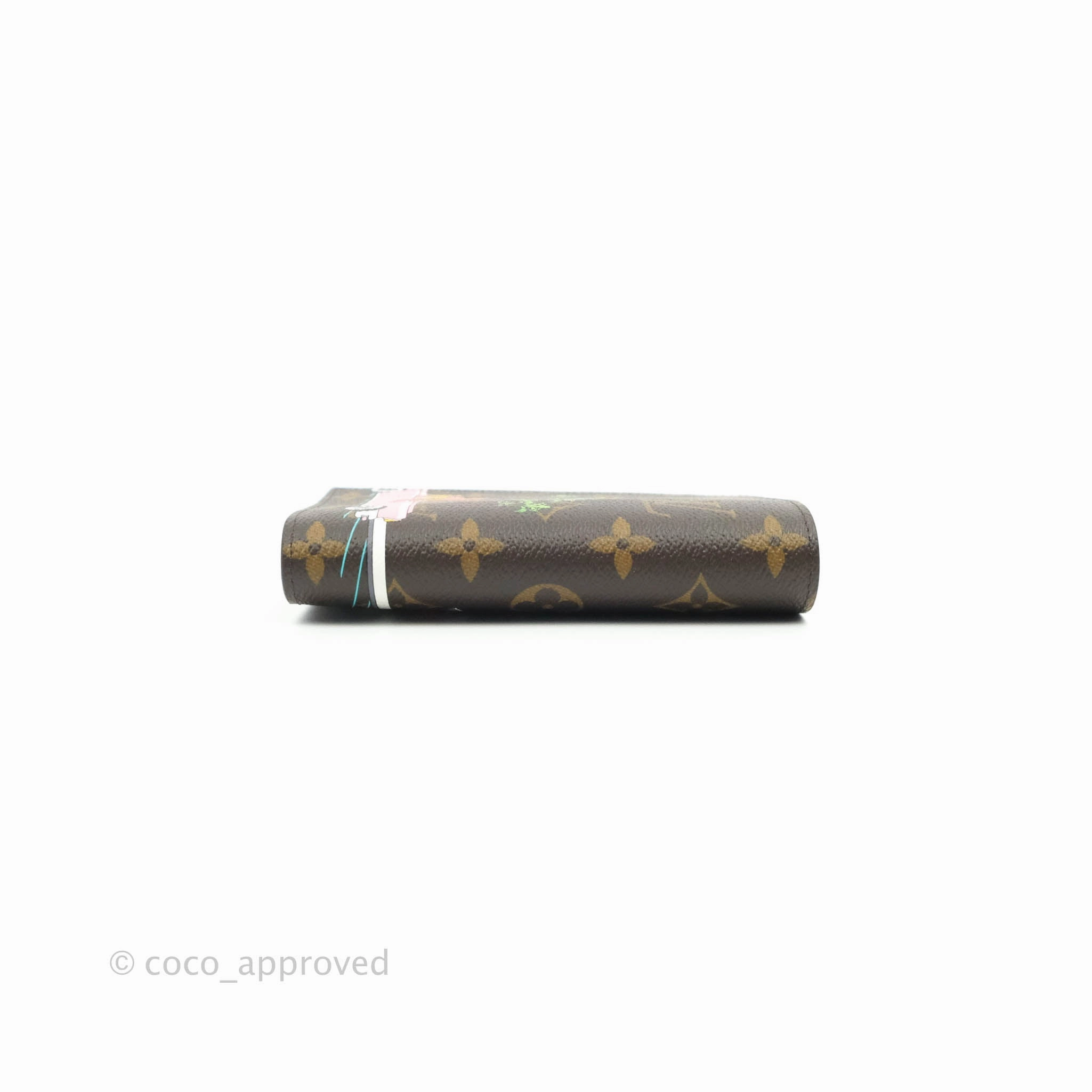 Louis Vuitton Monogram Christmas Animation Hollywood Passport Cover Fuchsia 2021