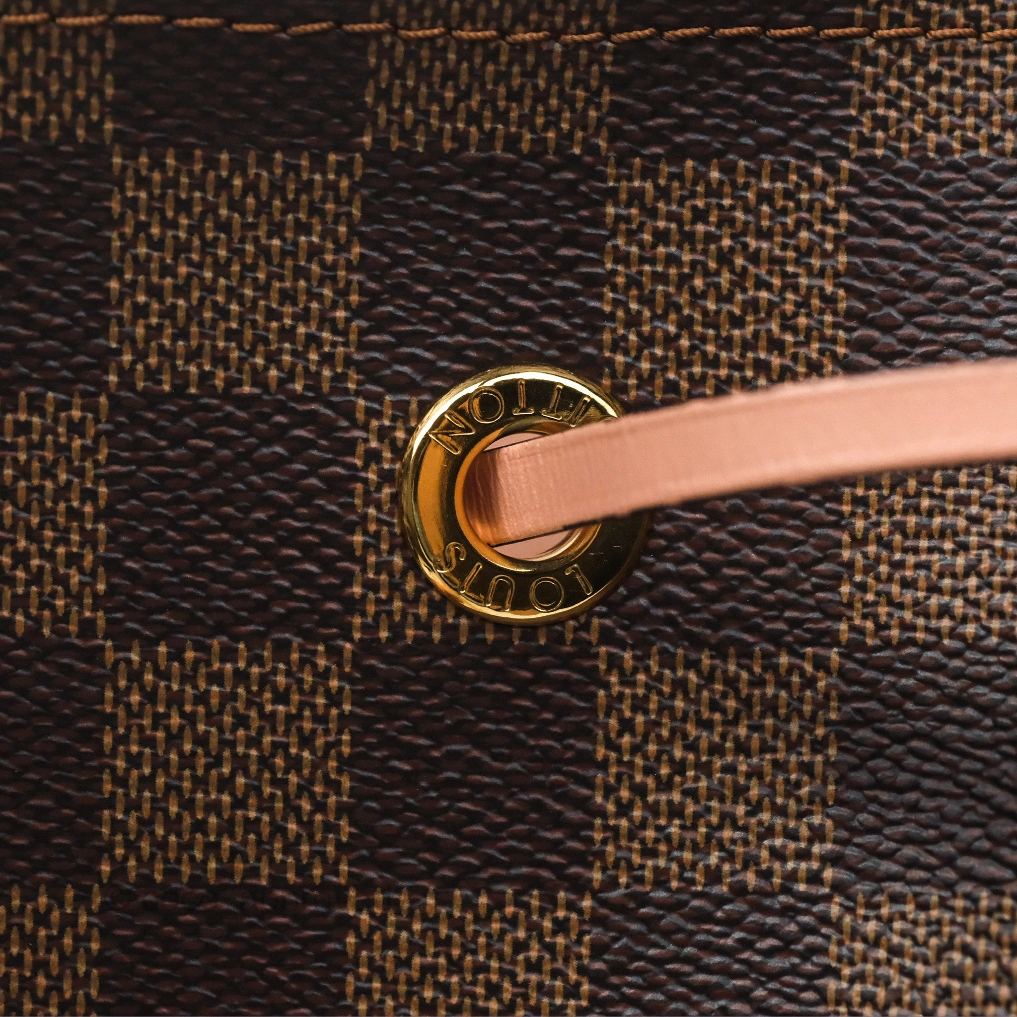 Louis Vuitton Neonoe Bucket Bag MM Monogram Canvas Rose Poudre