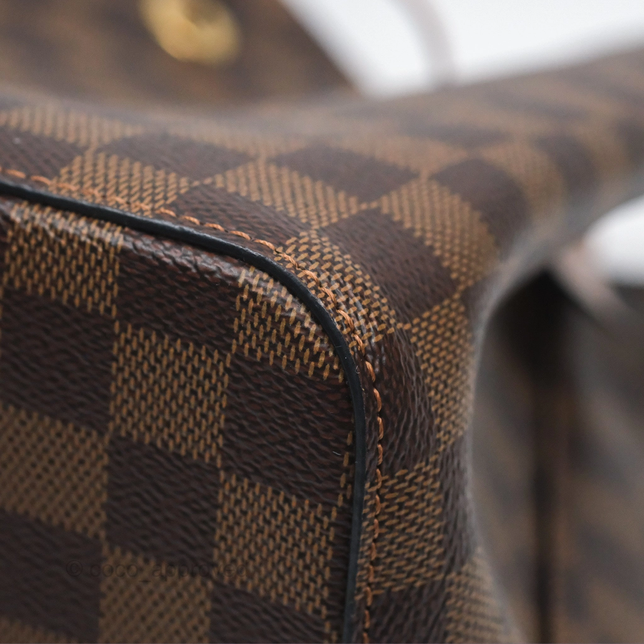 Louis Vuitton Neonoe Bucket Bag MM Monogram Canvas Rose Poudre