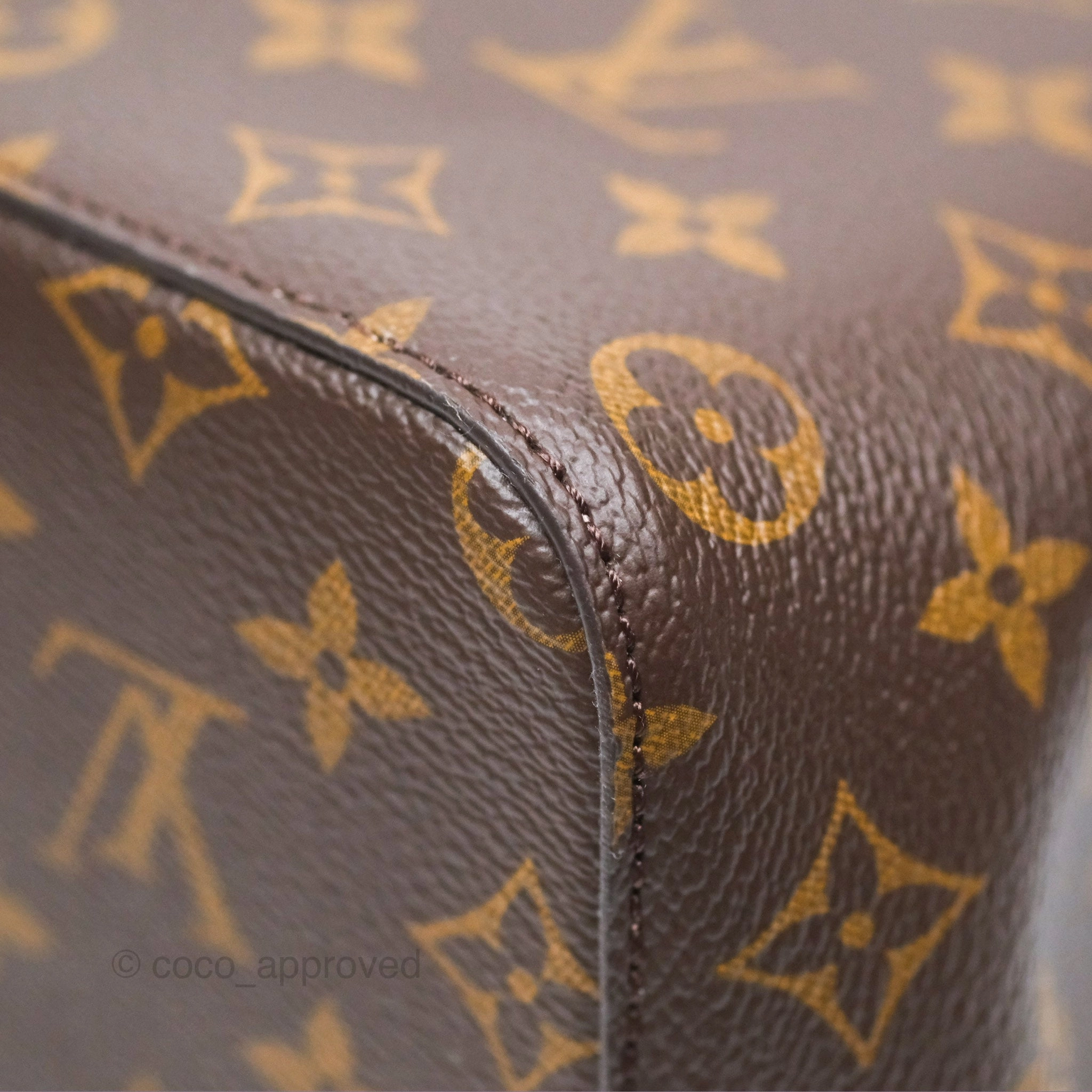 Louis Vuitton Neonoe Bucket Bag MM Monogram Canvas Rose Poudre