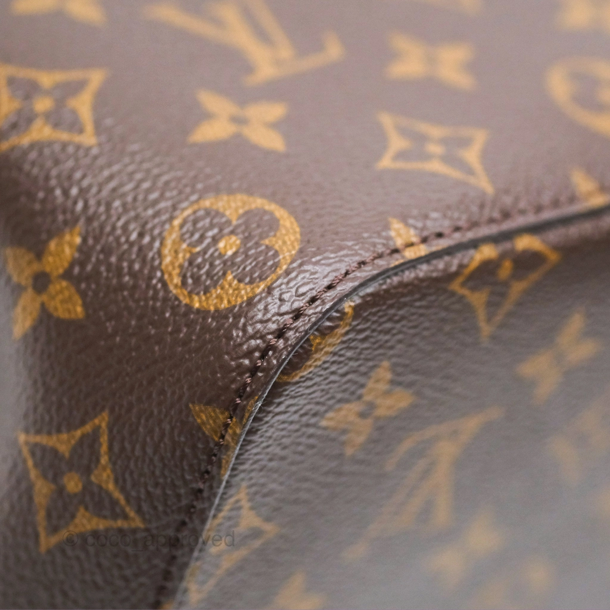Louis Vuitton Neonoe Bucket Bag MM Monogram Canvas Rose Poudre