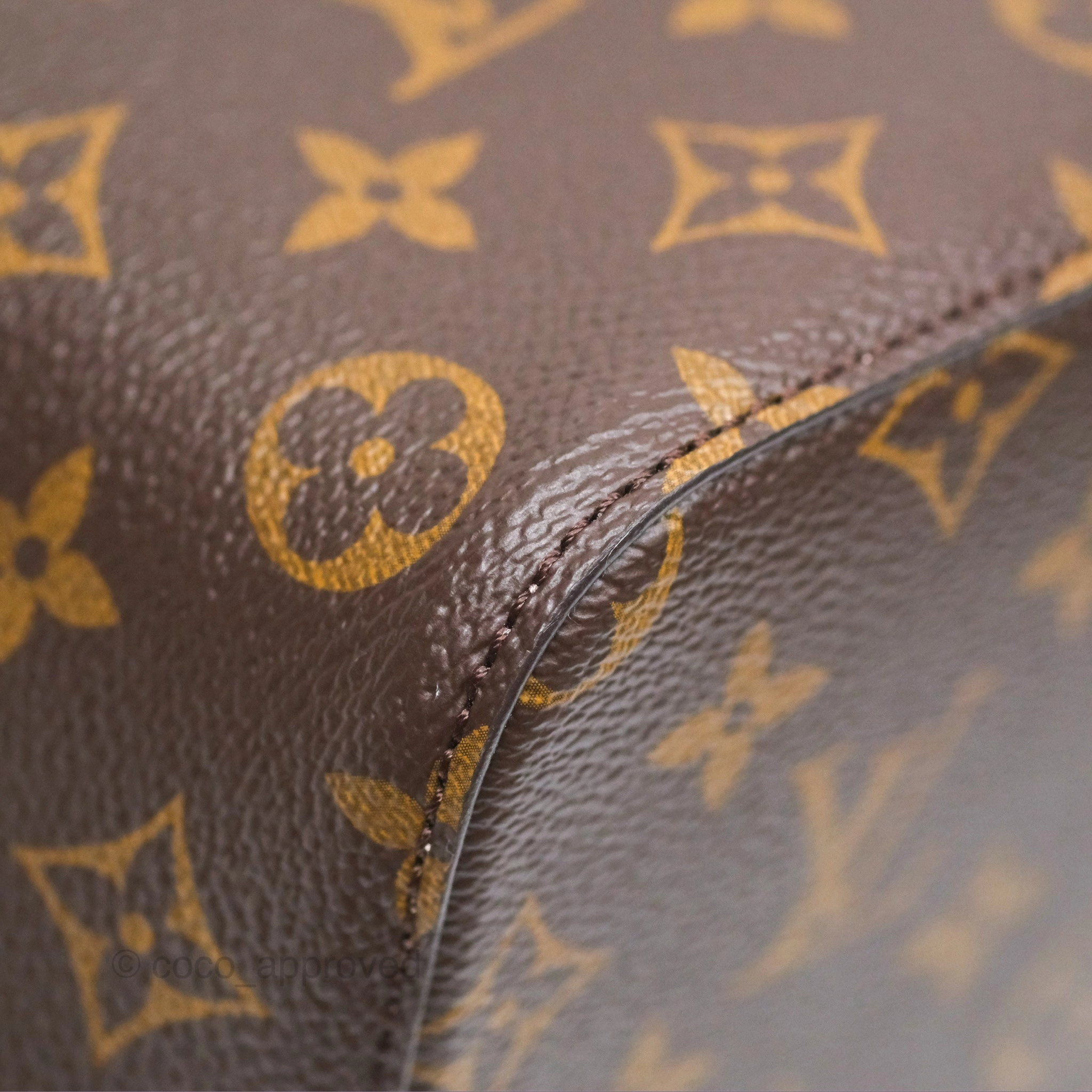 Louis Vuitton Neonoe Bucket Bag MM Monogram Canvas Rose Poudre
