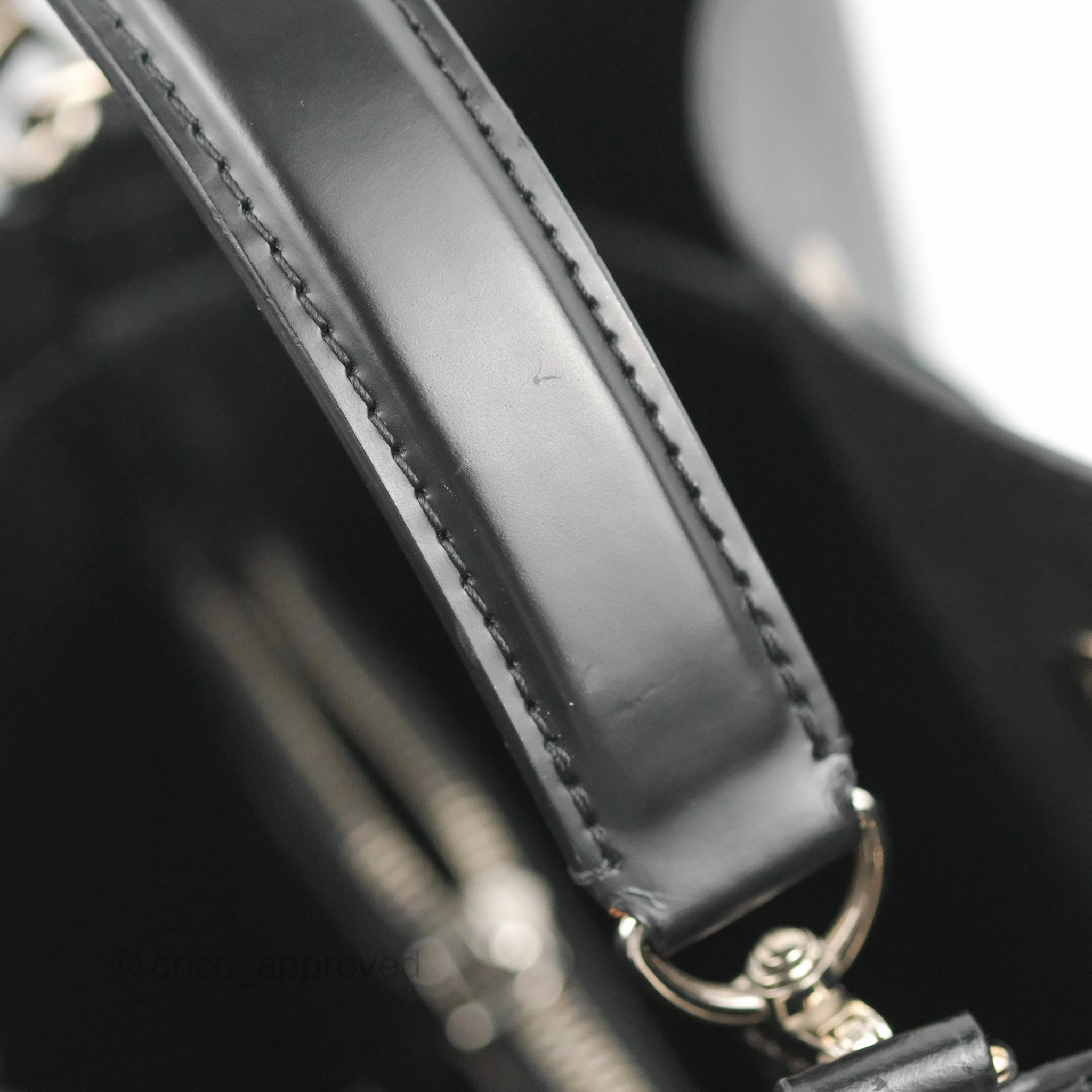 Louis Vuitton Neonoe MM Black Epi