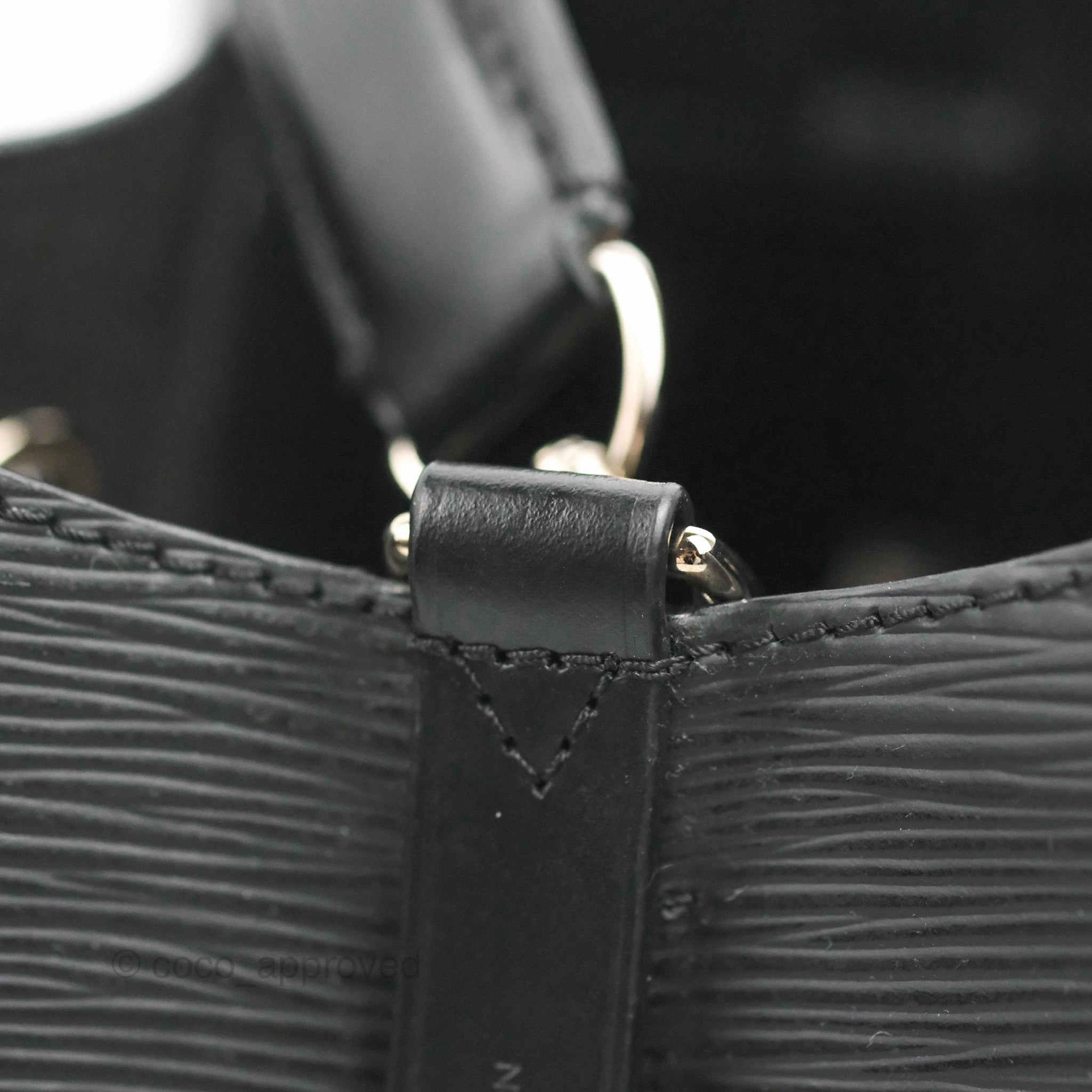 Louis Vuitton Neonoe MM Black Epi
