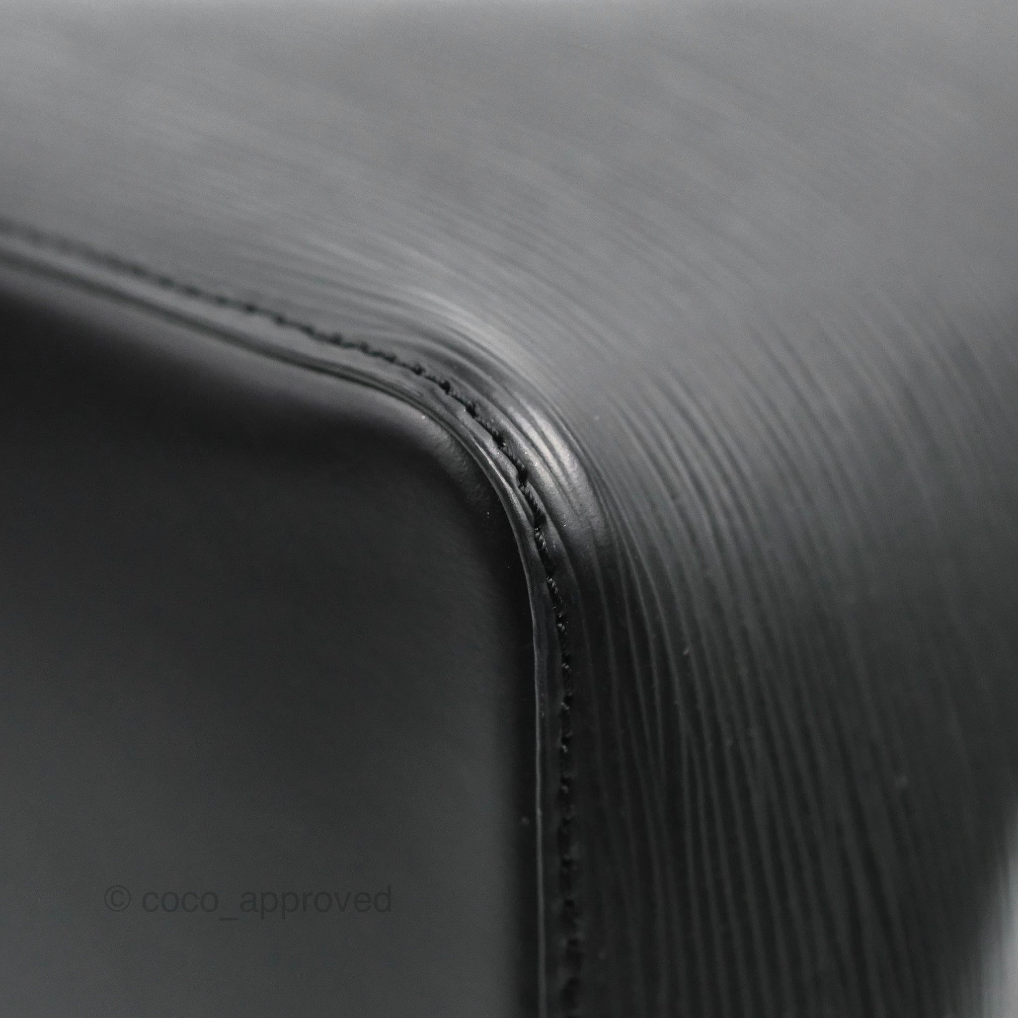 Louis Vuitton Neonoe MM Black Epi