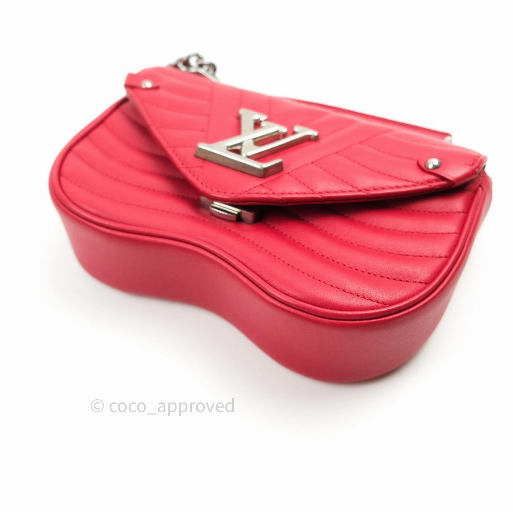 Louis Vuitton New Wave Chain Red Calfskin PM