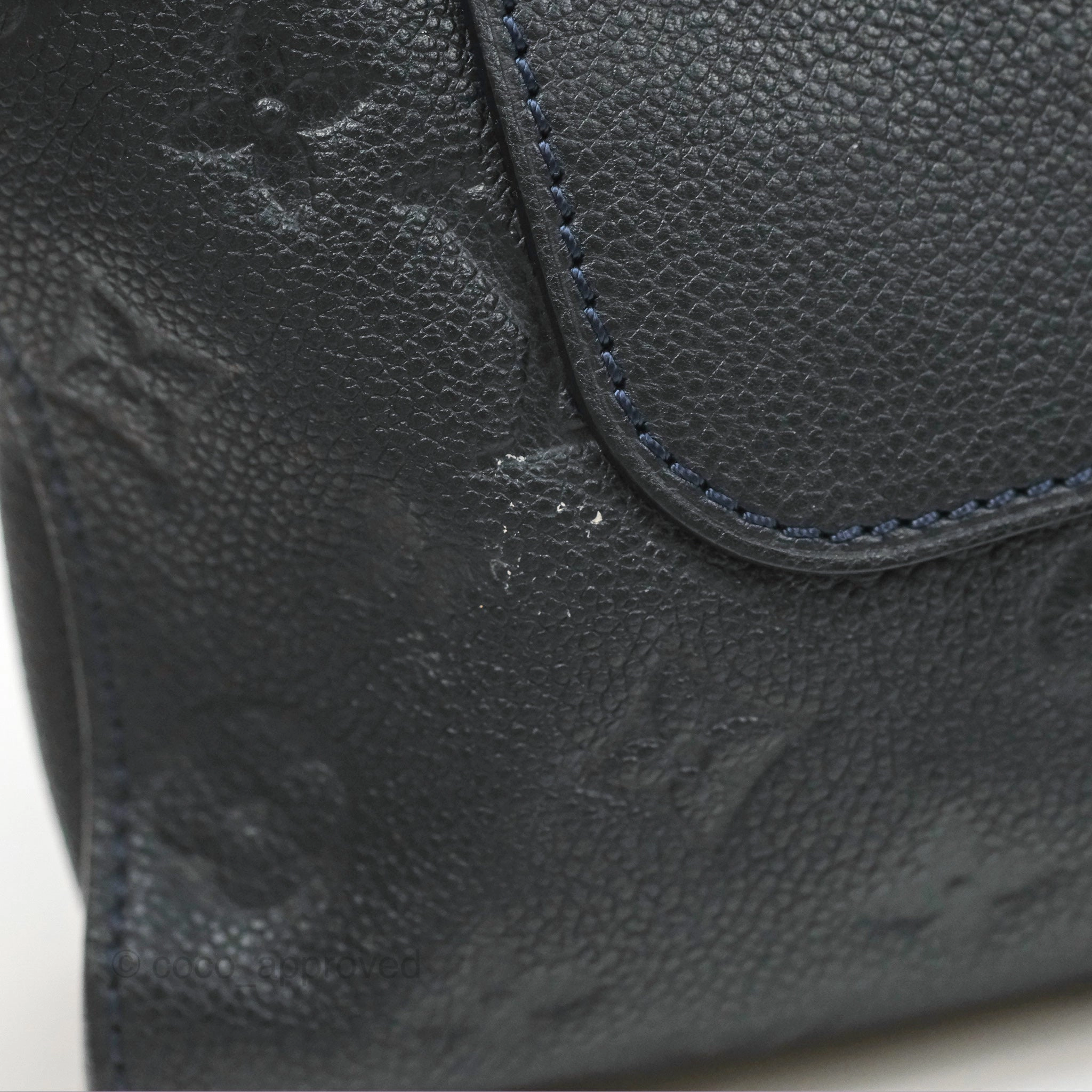 Louis Vuitton Petillante Clutch Empreinte Infini Navy