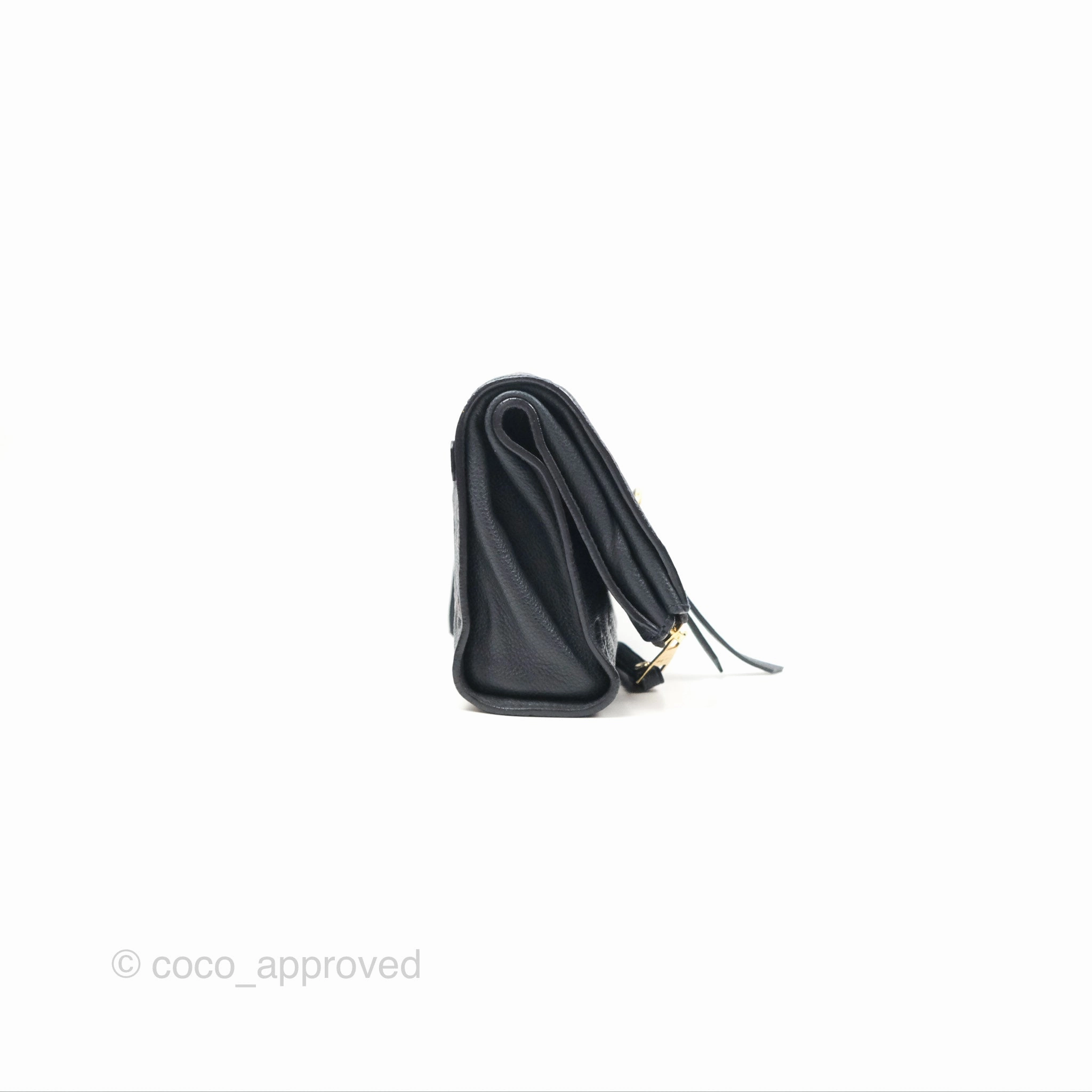Louis Vuitton Petillante Clutch Empreinte Infini Navy