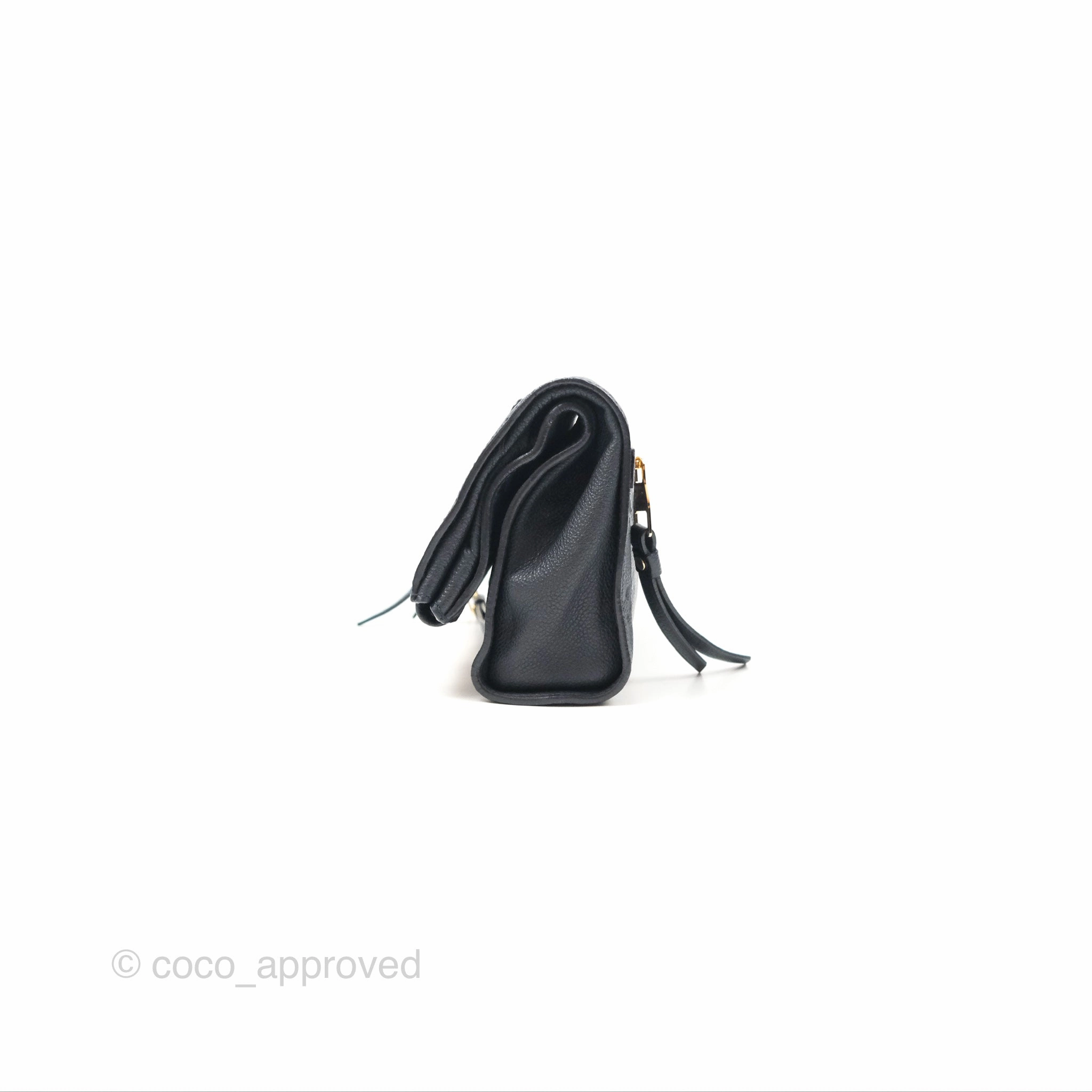 Louis Vuitton Petillante Clutch Empreinte Infini Navy