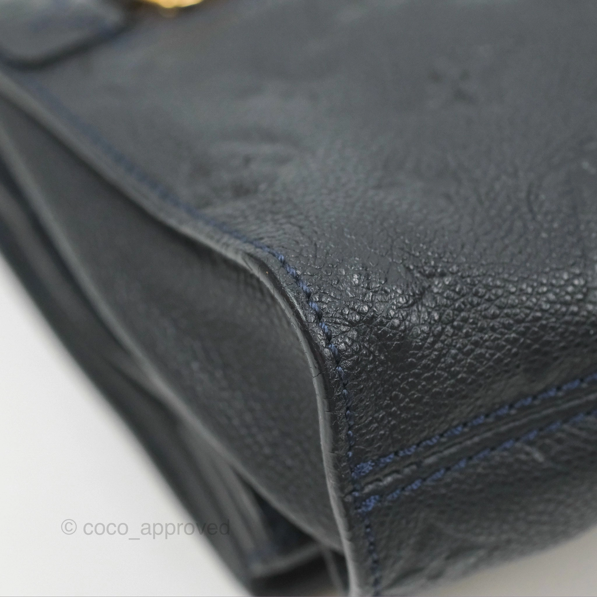 Louis Vuitton Petillante Clutch Empreinte Infini Navy