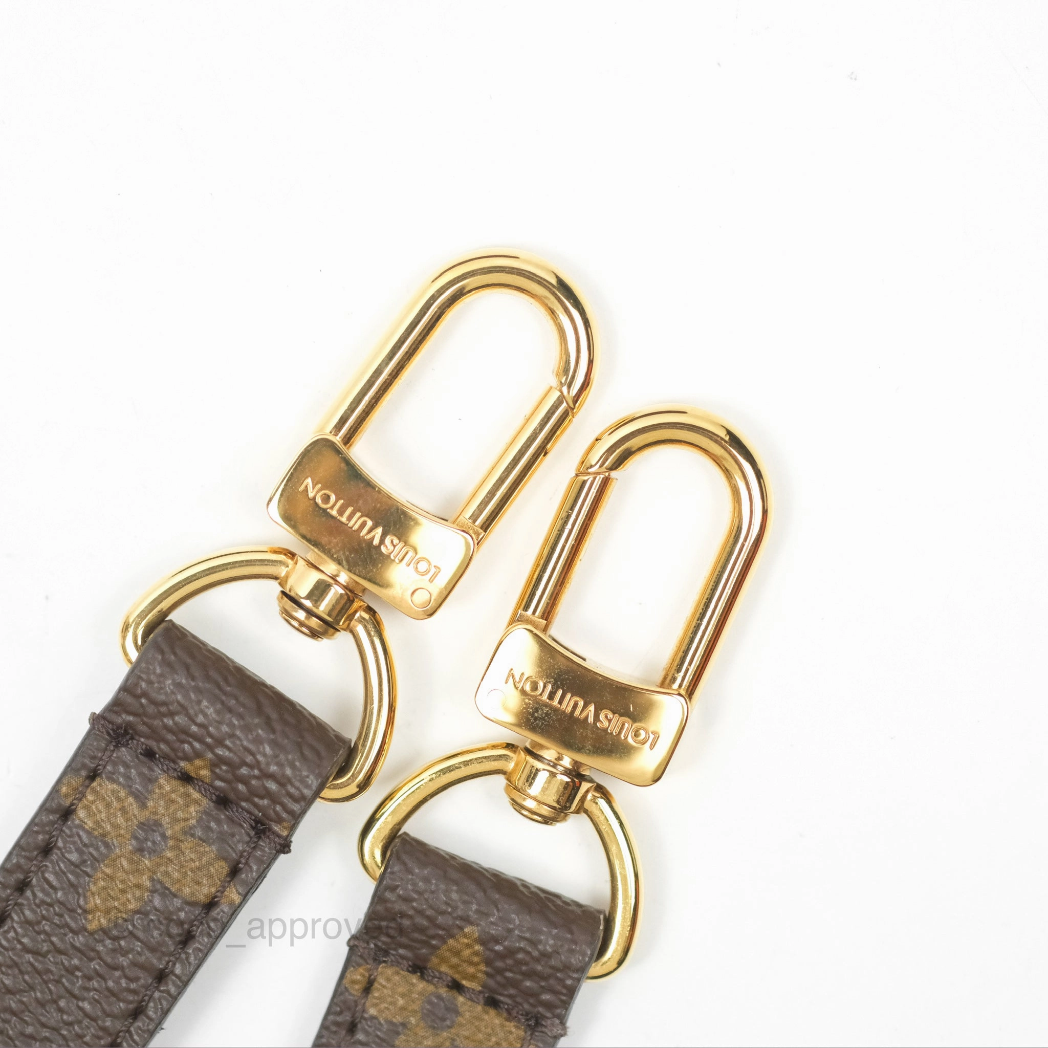 Louis Vuitton Pochette Metis Monogram