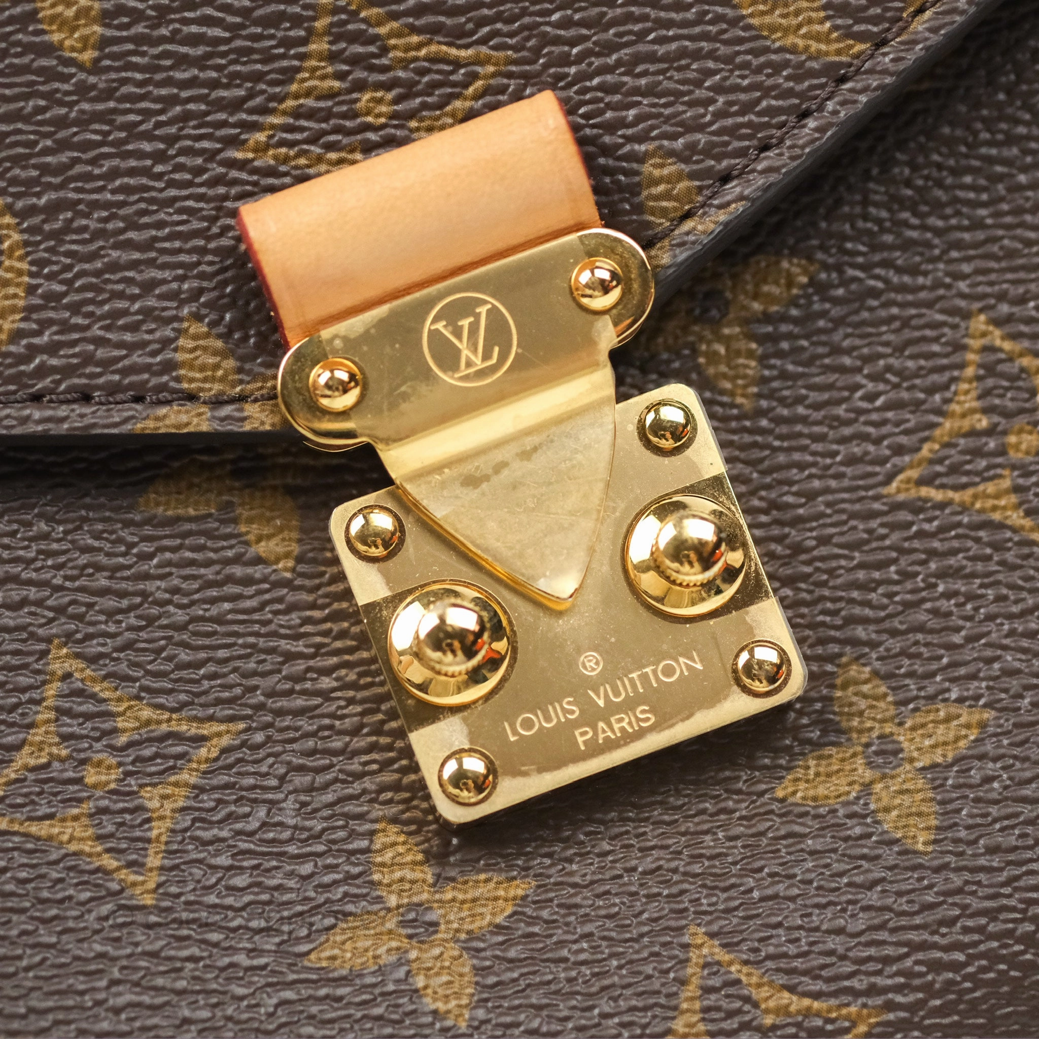 Louis Vuitton Pochette Metis Monogram