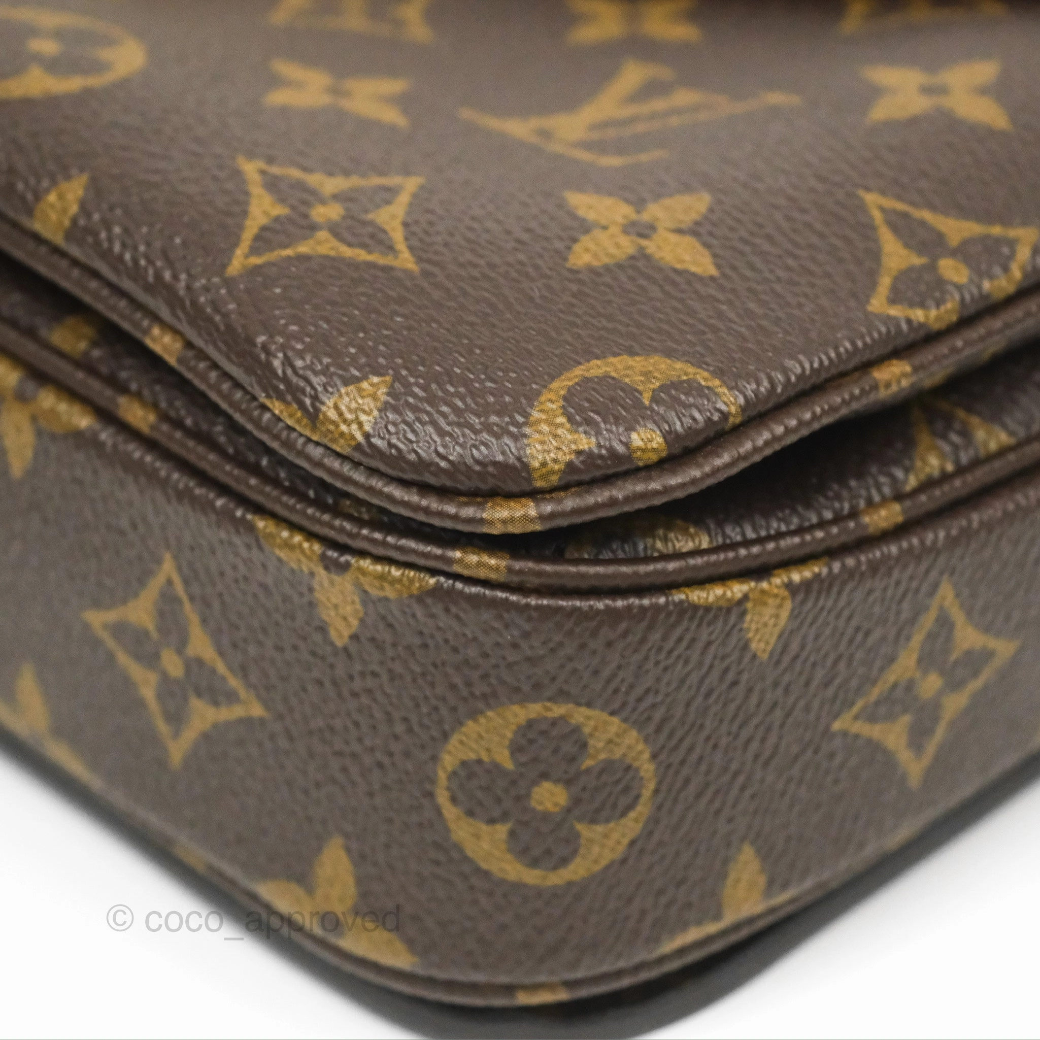 Louis Vuitton Pochette Metis Monogram