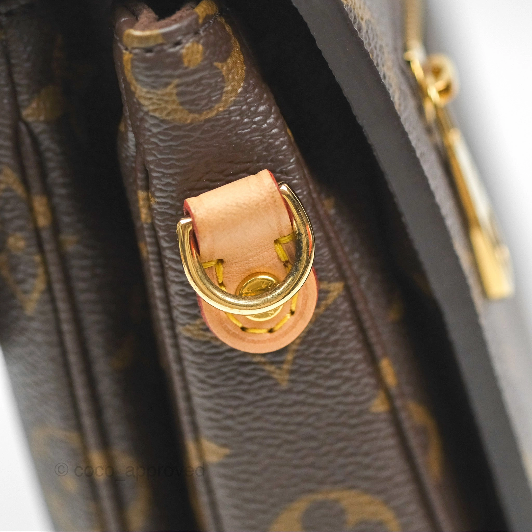 Louis Vuitton Pochette Metis Monogram