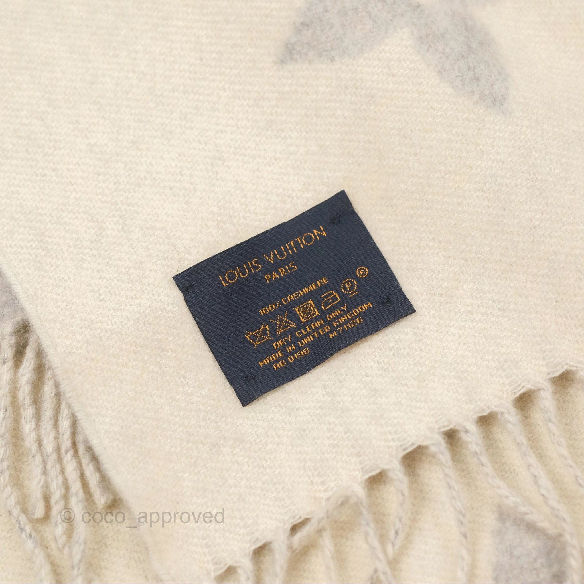 Louis Vuitton Reykjavik Scarf Grey Cashmere