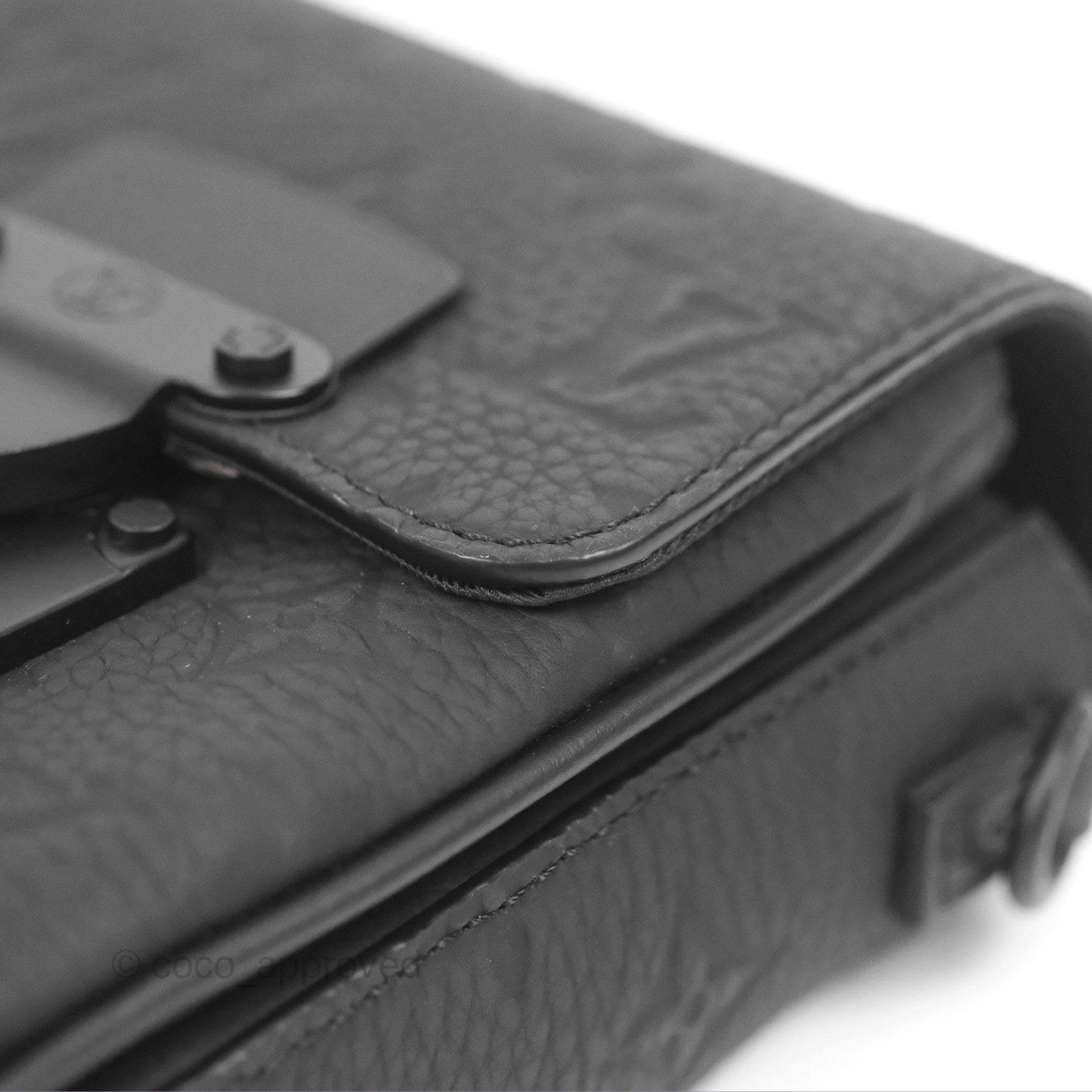 Louis Vuitton S-Lock Vertical Wearable Wallet Monogram Black
