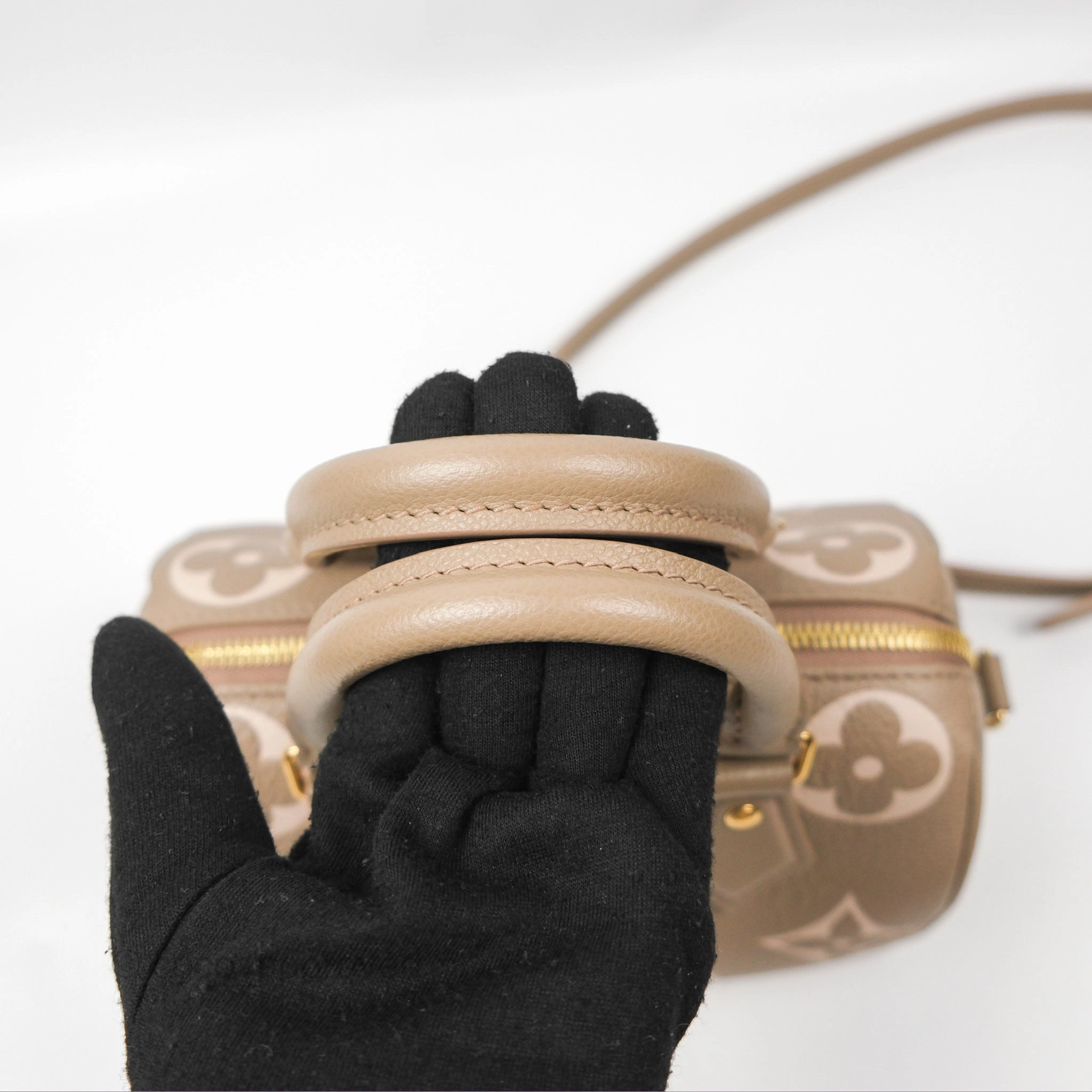 Louis Vuitton Speedy Bandoulire 20 Monogram Empreinte Tourterelle/Cream