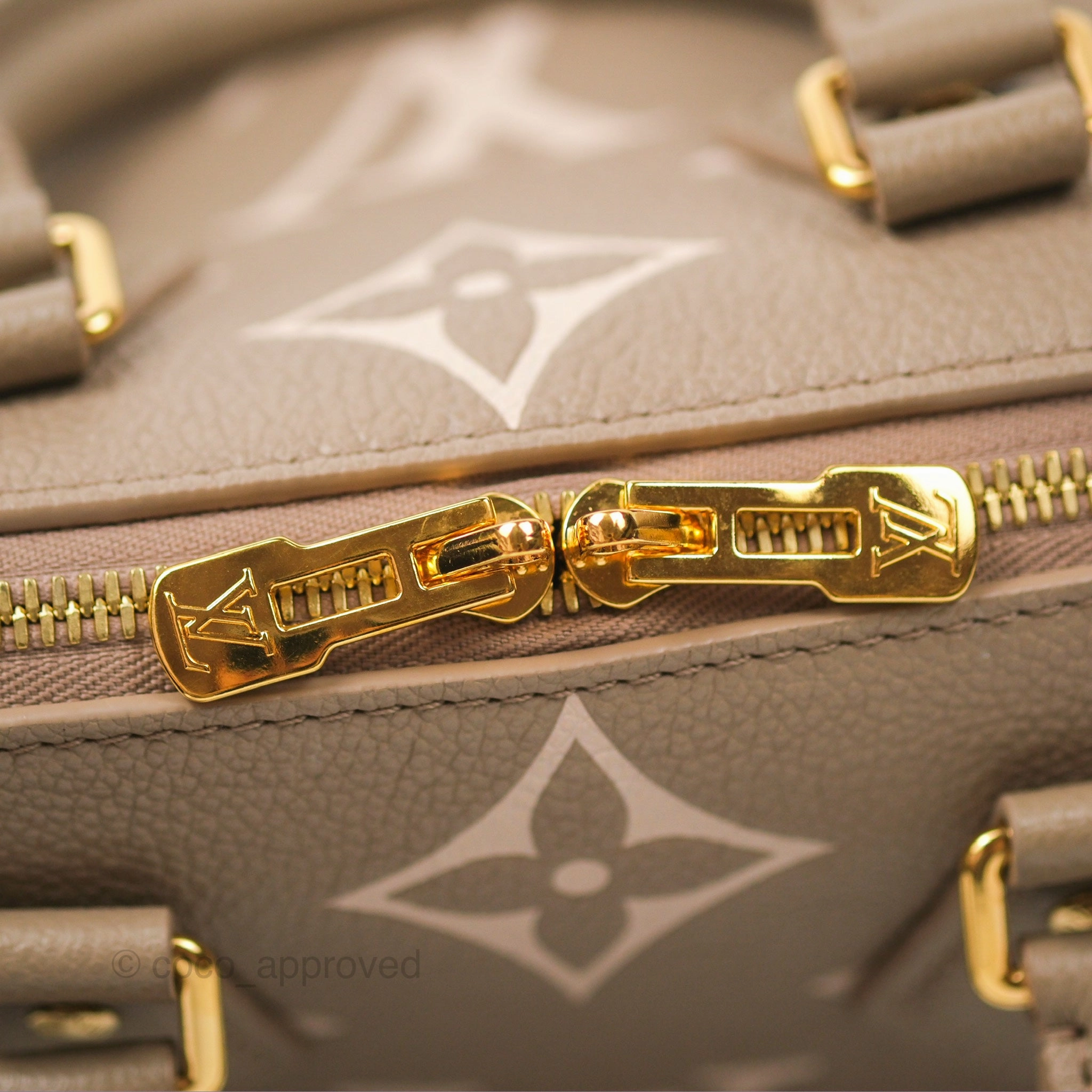 Louis Vuitton Speedy Bandoulire 20 Monogram Empreinte Tourterelle/Cream