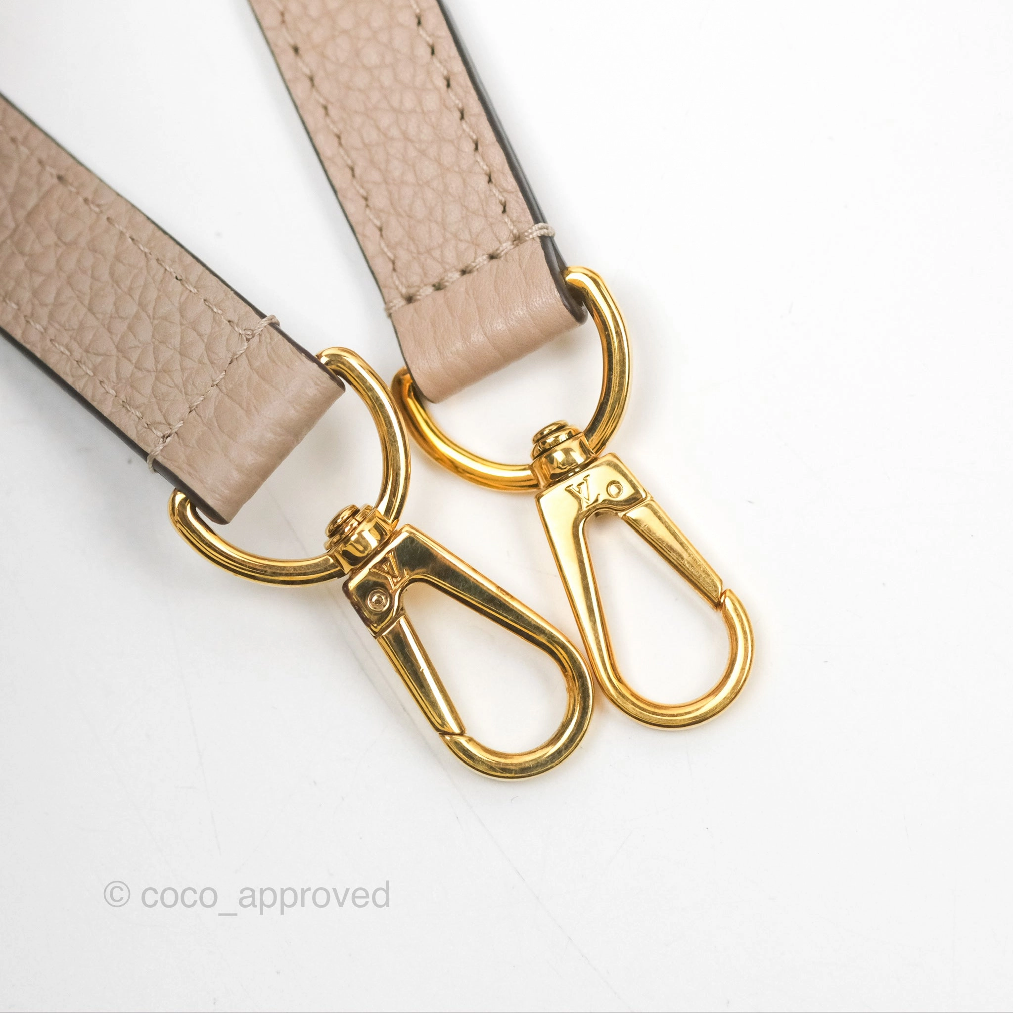 Louis Vuitton Taurillon Capucines BB Galet