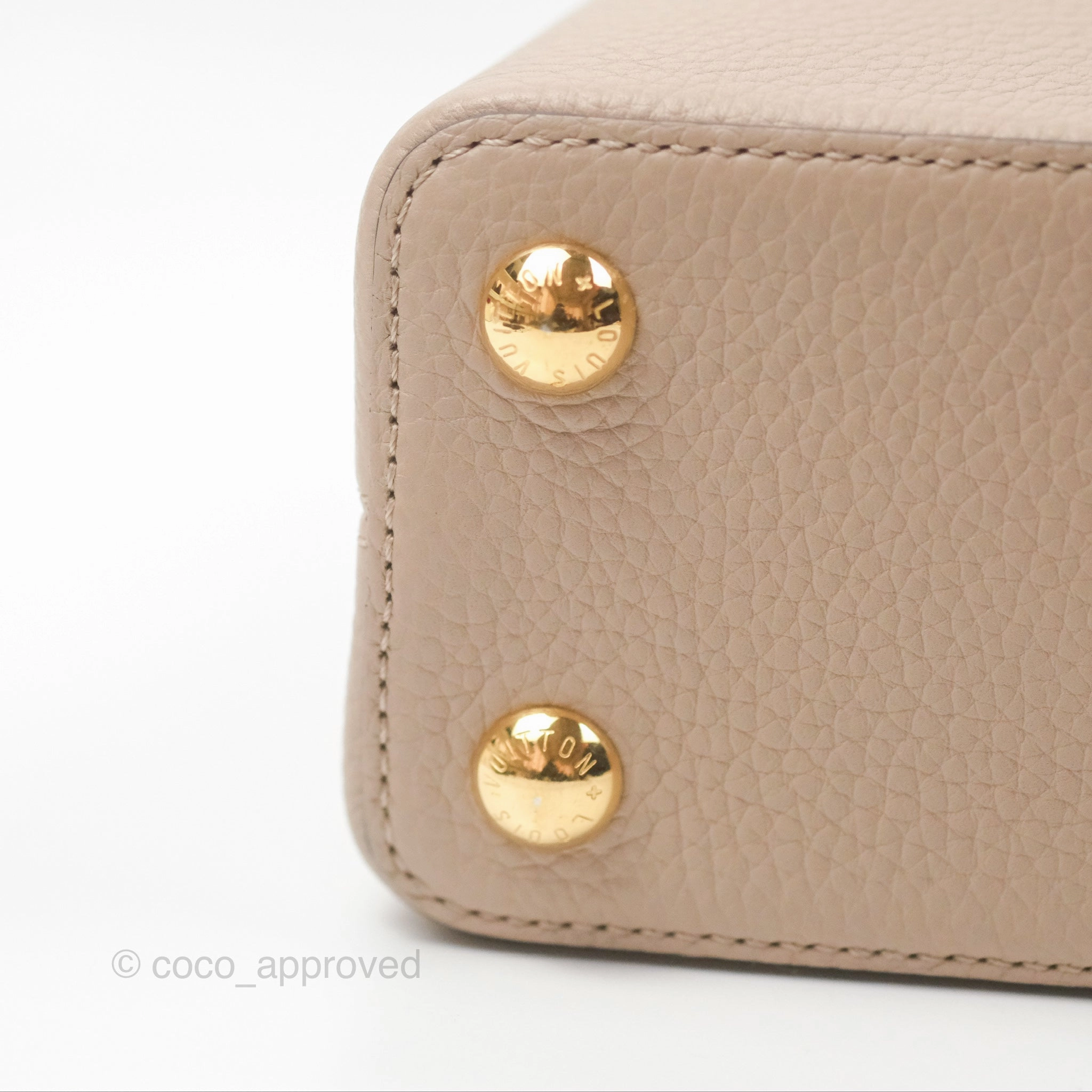 Louis Vuitton Taurillon Capucines BB Galet