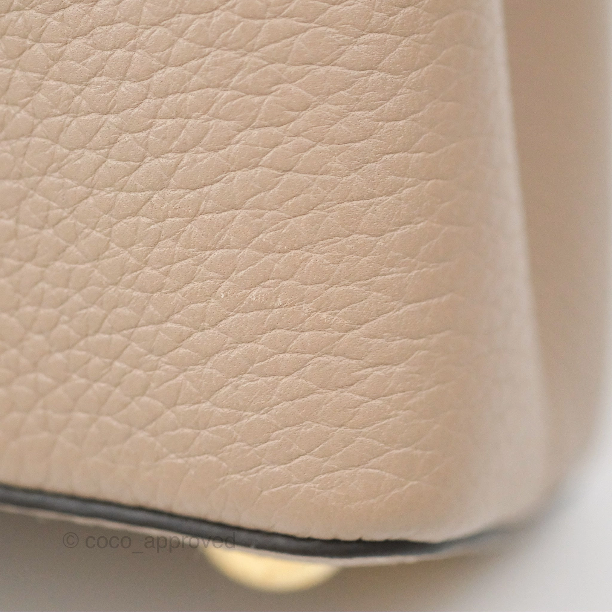Louis Vuitton Taurillon Capucines BB Galet