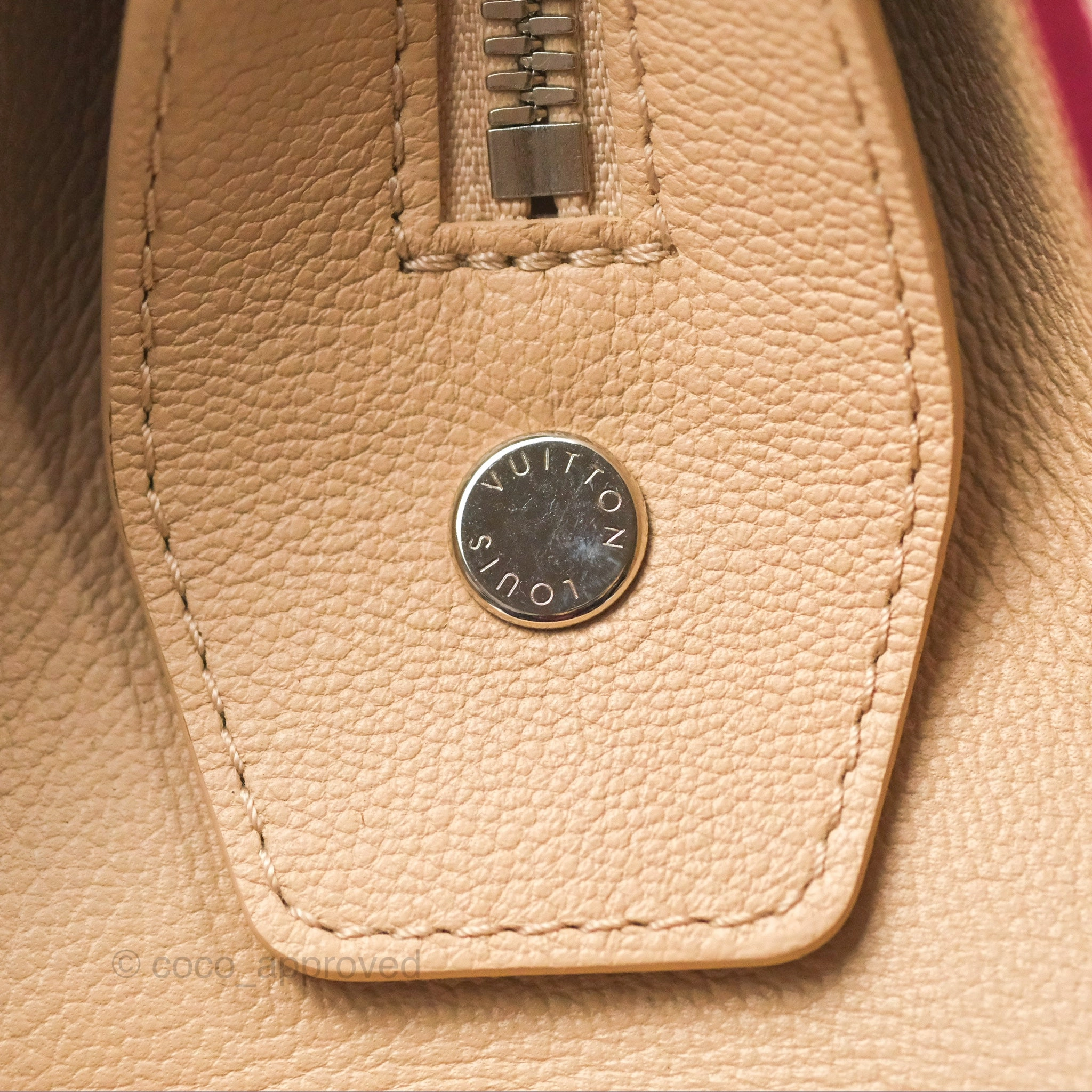 Louis Vuitton Vaneau MM Beige Epi