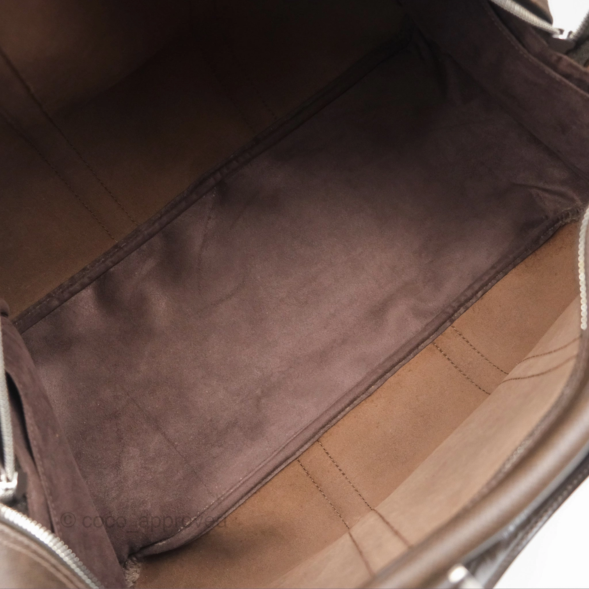 Louis Vuitton Vintage Kendall PM in Brown Taiga Leather