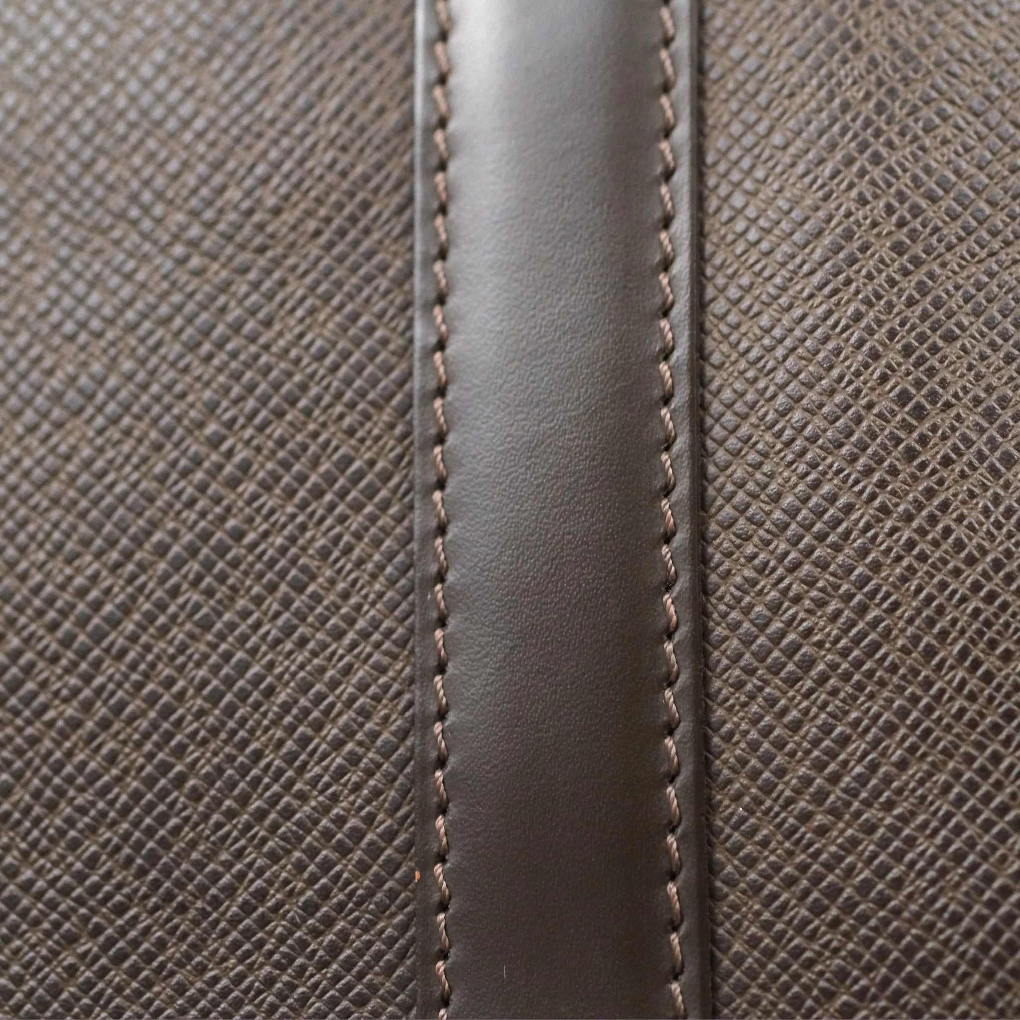 Louis Vuitton Vintage Kendall PM in Brown Taiga Leather