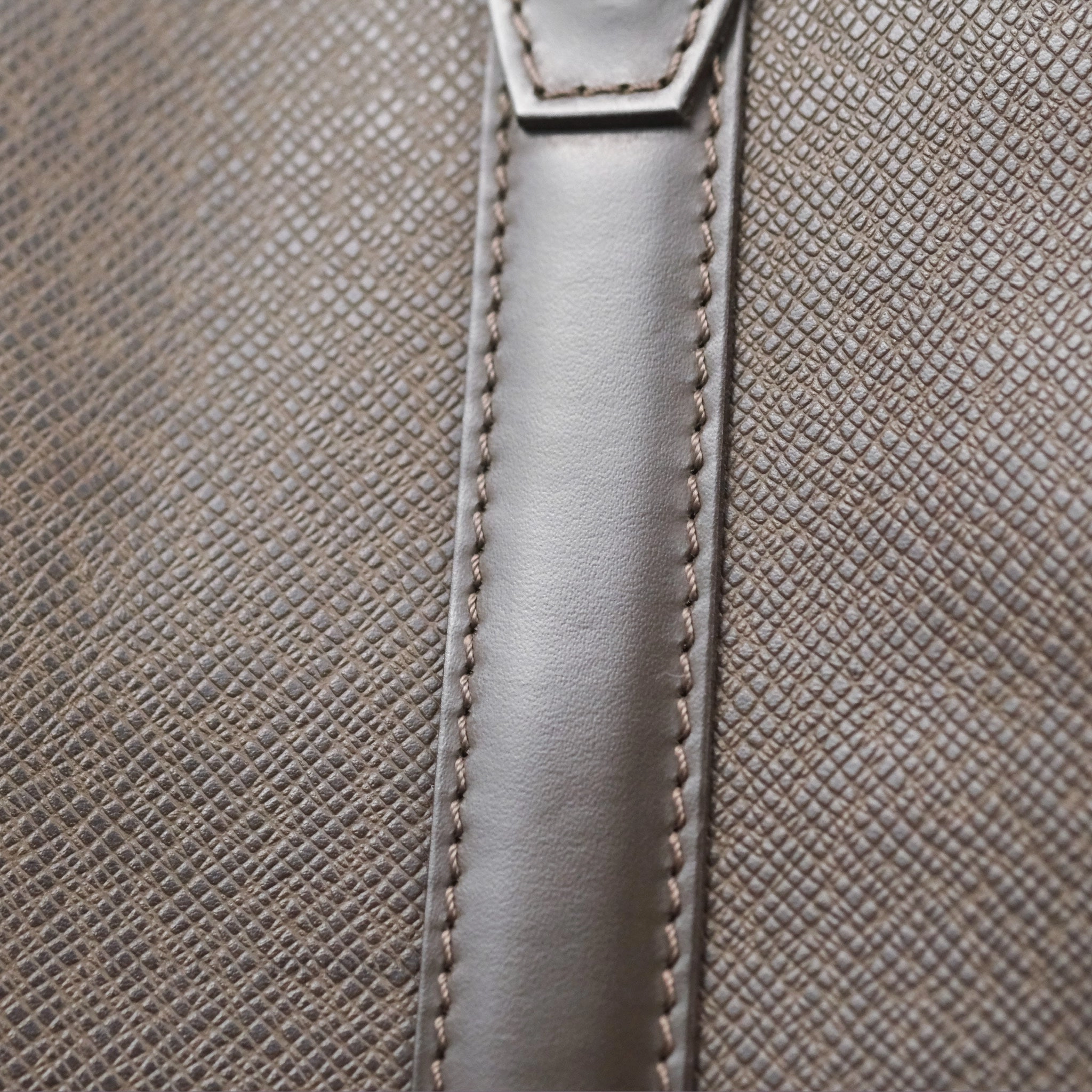 Louis Vuitton Vintage Kendall PM in Brown Taiga Leather
