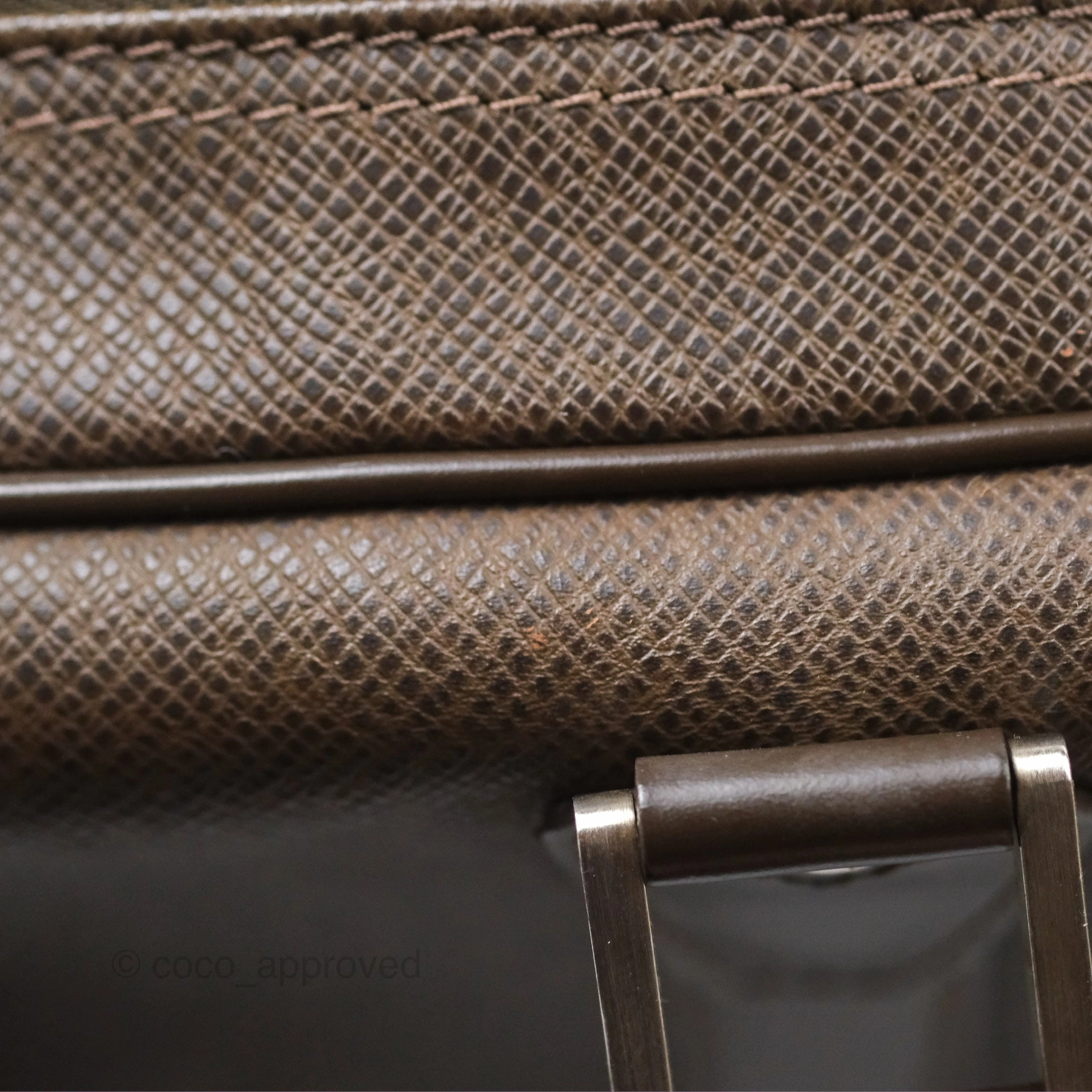 Louis Vuitton Vintage Kendall PM in Brown Taiga Leather