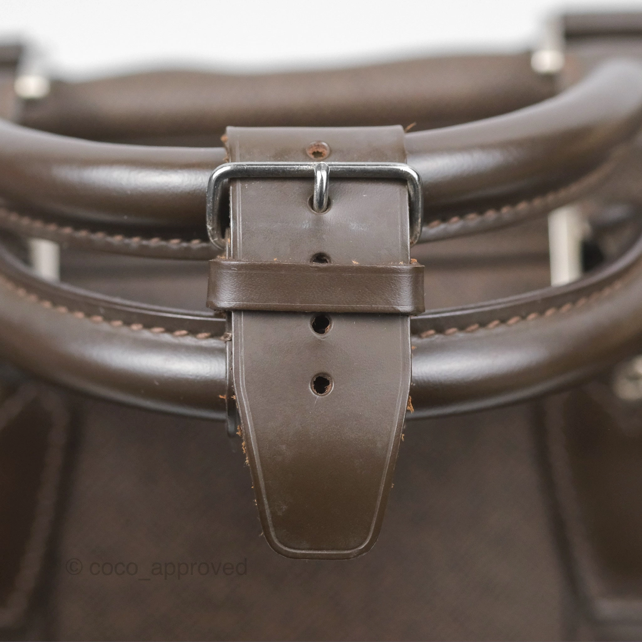 Louis Vuitton Vintage Kendall PM in Brown Taiga Leather
