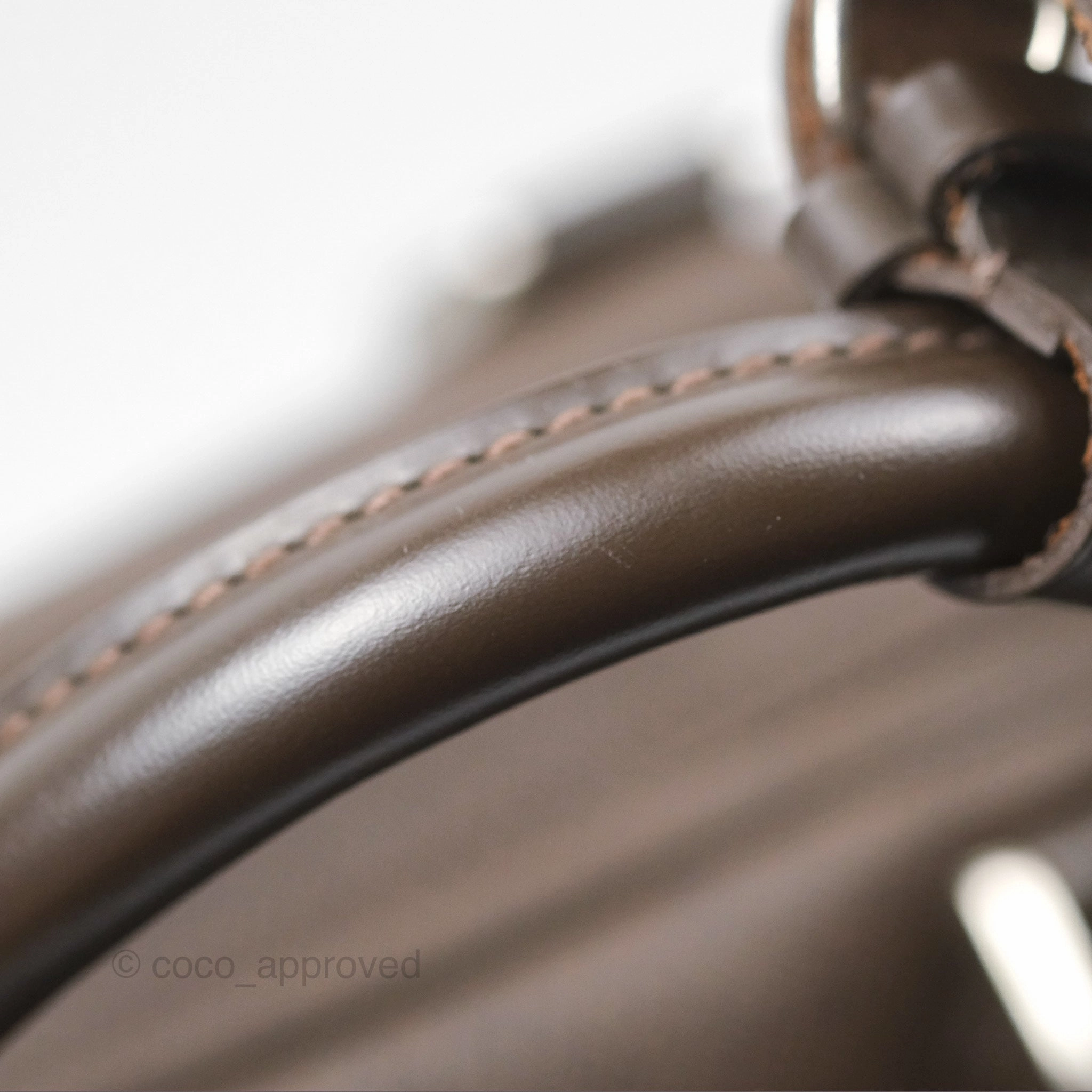 Louis Vuitton Vintage Kendall PM in Brown Taiga Leather