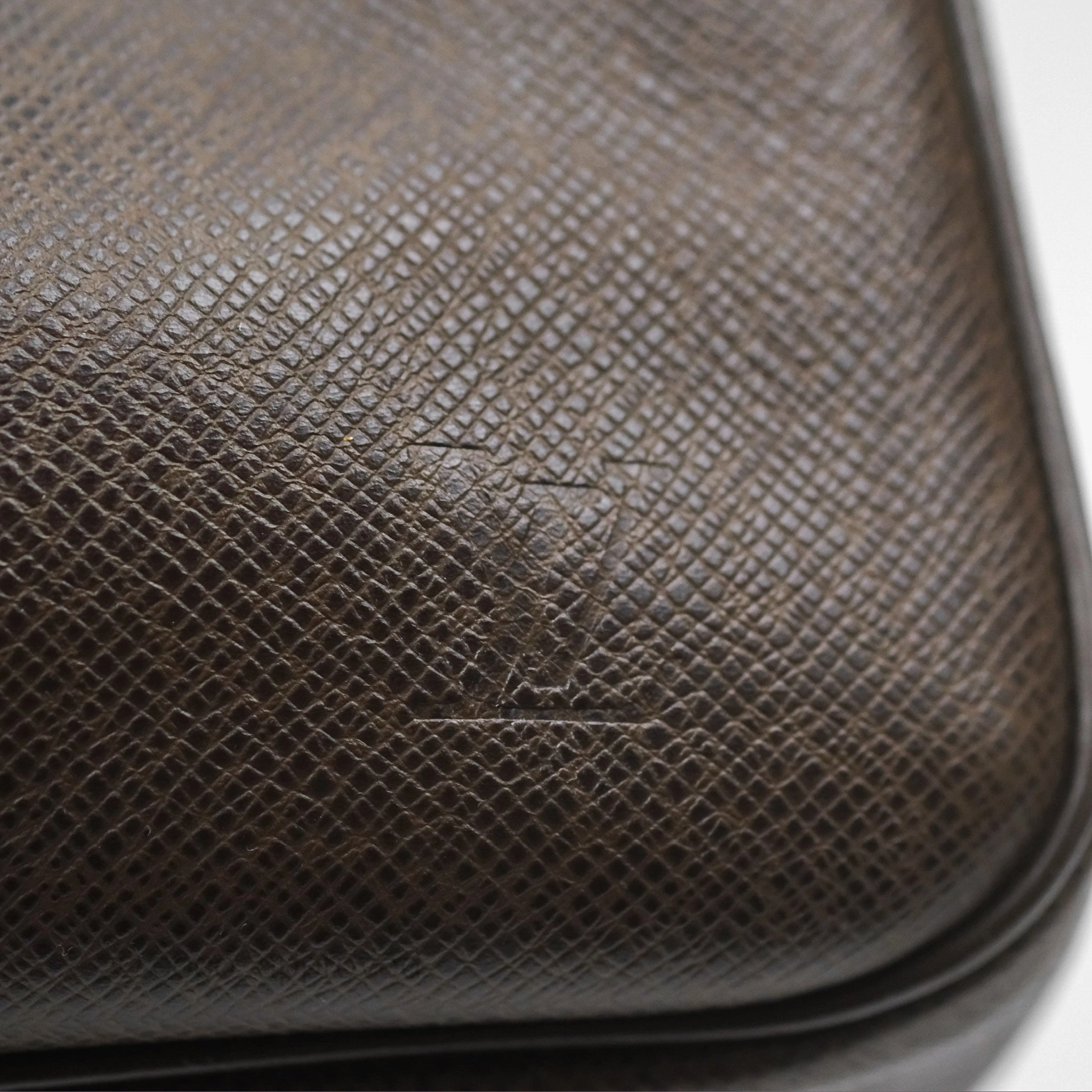 Louis Vuitton Vintage Kendall PM in Brown Taiga Leather
