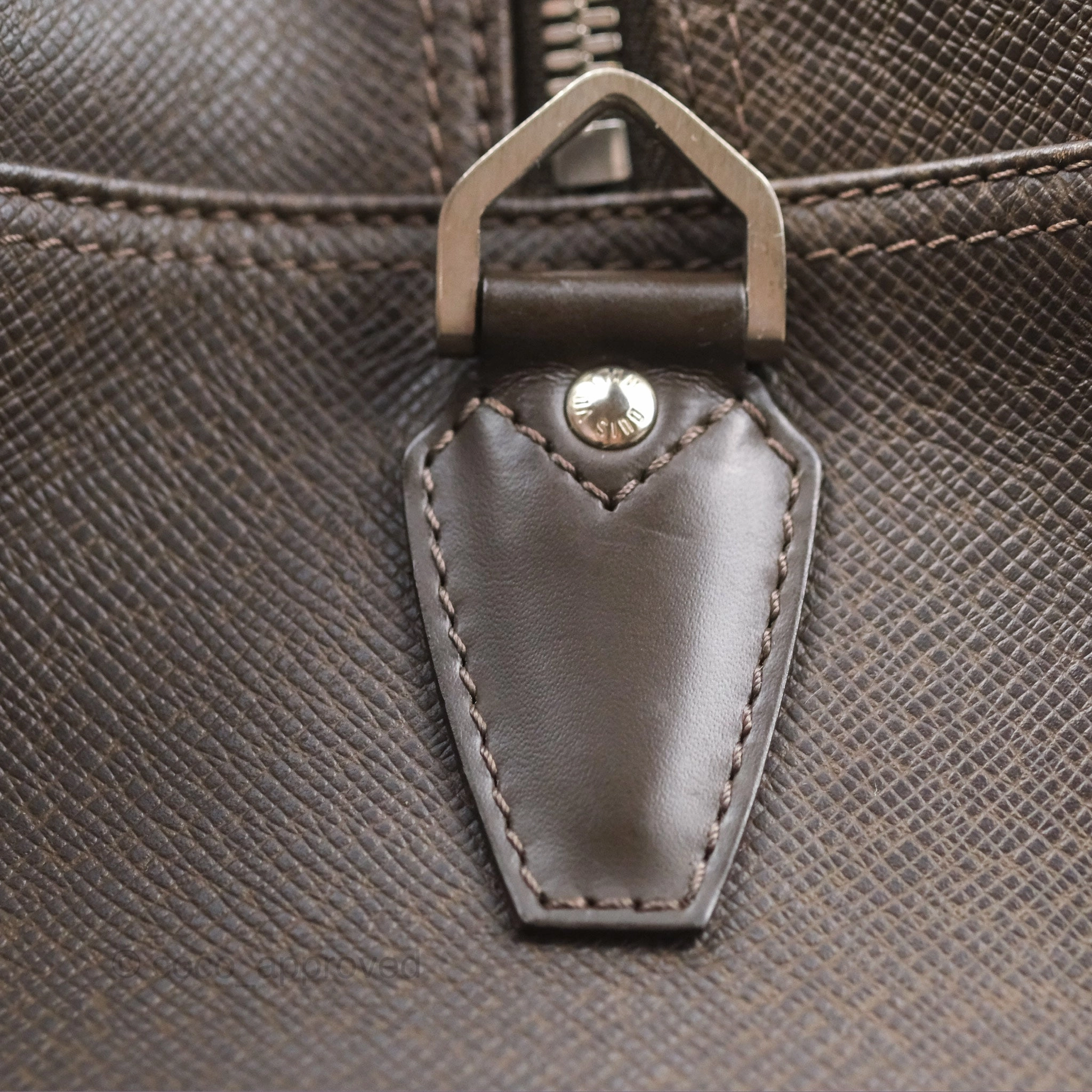 Louis Vuitton Vintage Kendall PM in Brown Taiga Leather