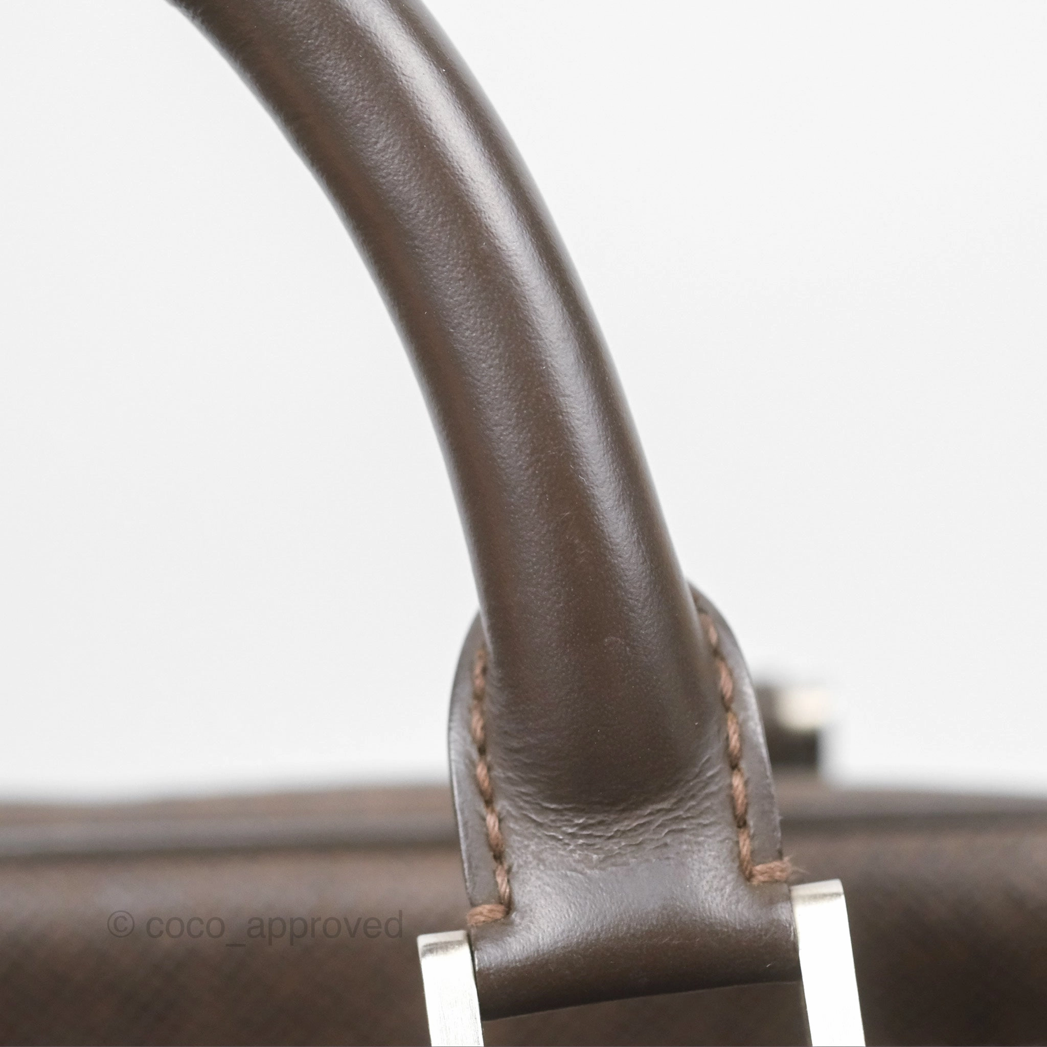 Louis Vuitton Vintage Kendall PM in Brown Taiga Leather
