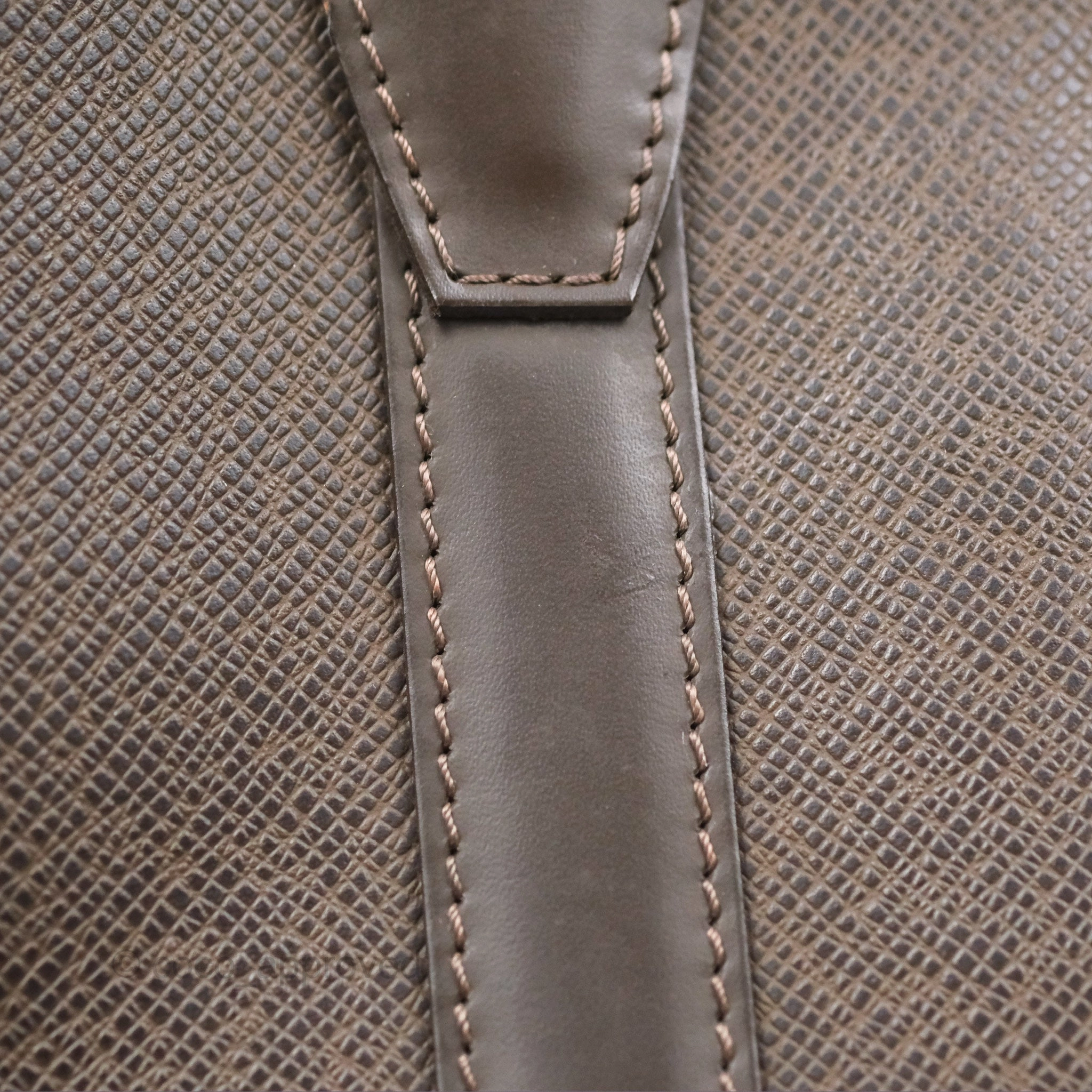 Louis Vuitton Vintage Kendall PM in Brown Taiga Leather