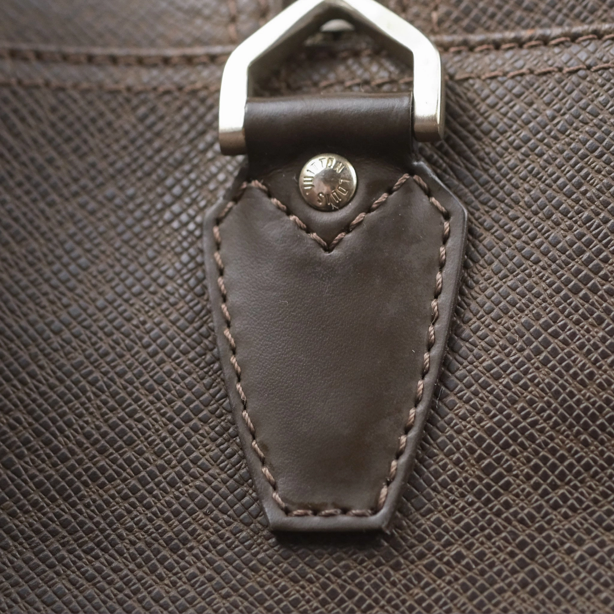 Louis Vuitton Vintage Kendall PM in Brown Taiga Leather