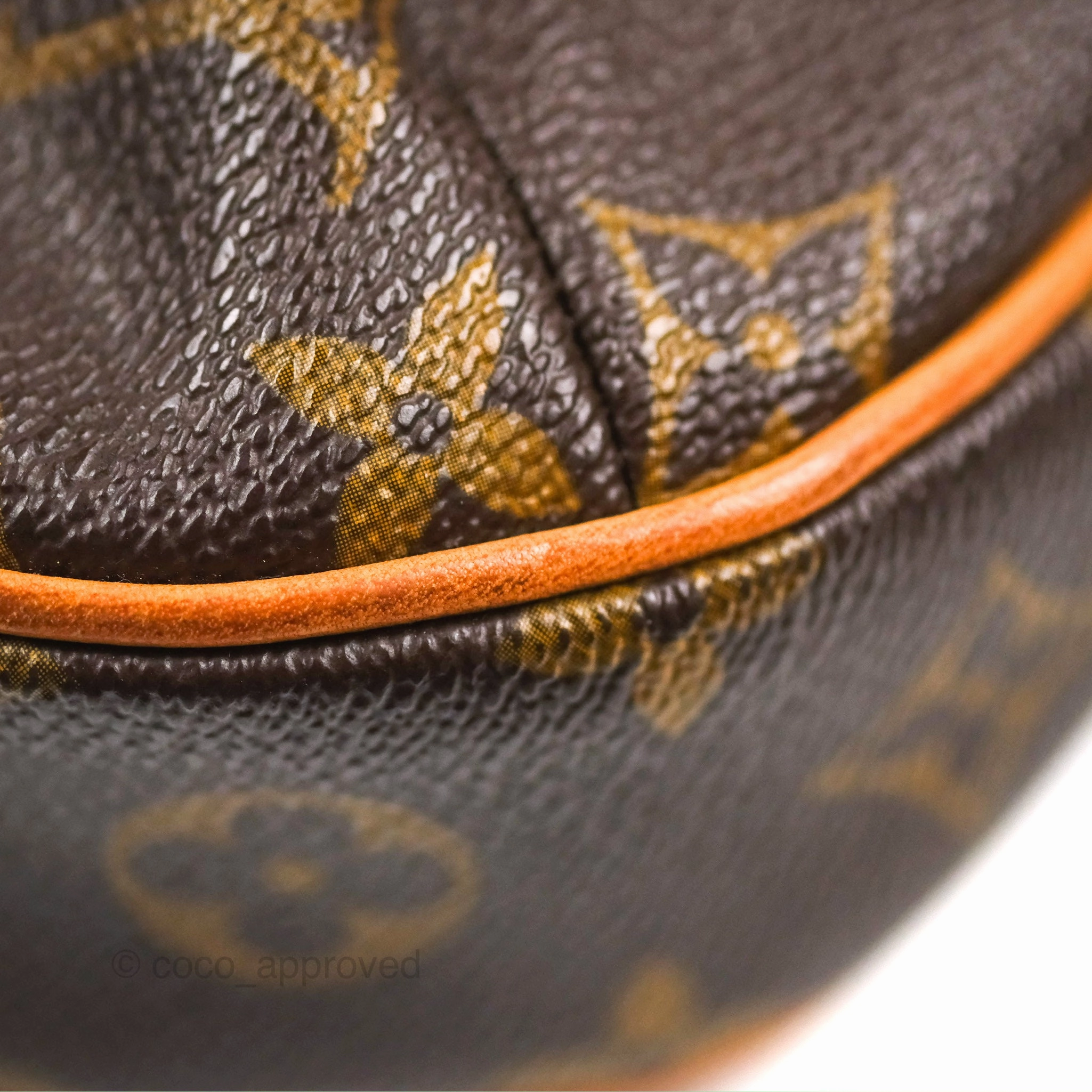 Louis Vuitton Vintage Odeon Shoulder Bag Monogram Canvas MM